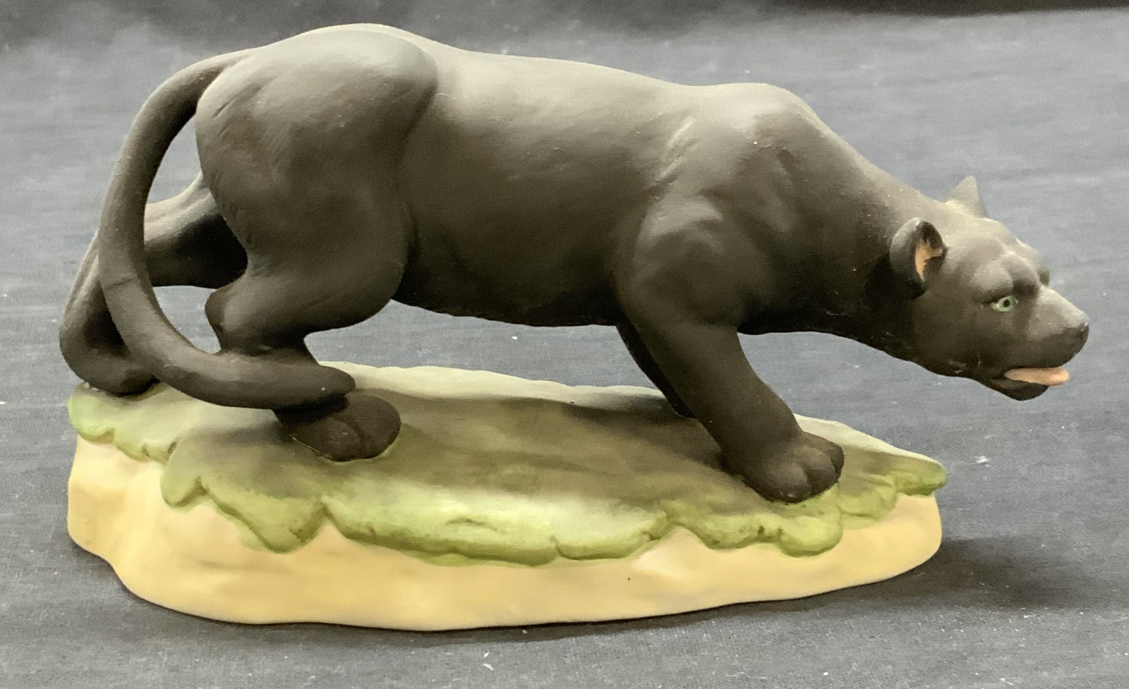Aldon Porcelain Black Panther Figural: Aldon porcelain black Panther Figural. Signed to underside. Measures approx. 6.75 x 2.25 x 3.5 inches. Some surface wear including scratching observed. Aldon, Aldon figural, black Panther, panther, pa