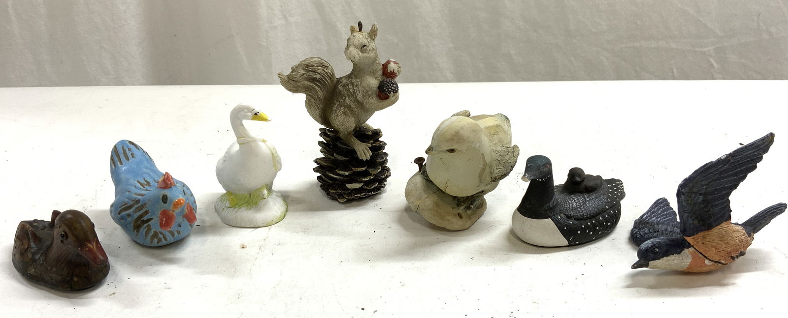 Lot 7 Assorted Ceramic Porc and Wood Animal Figs (1 of 8)