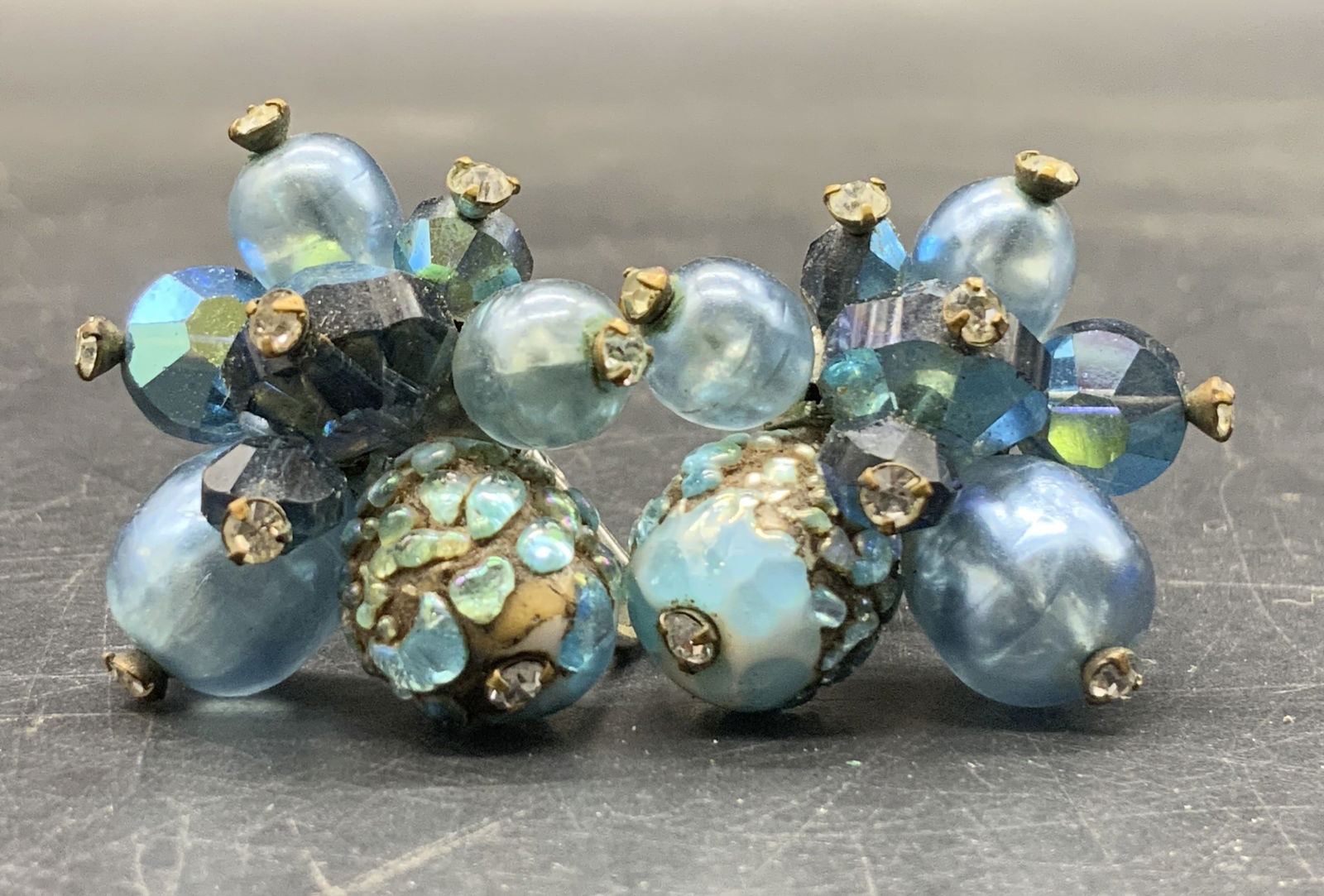 VENDOME Vintage Crystal Cluster Clip On Earrings (1 of 9)