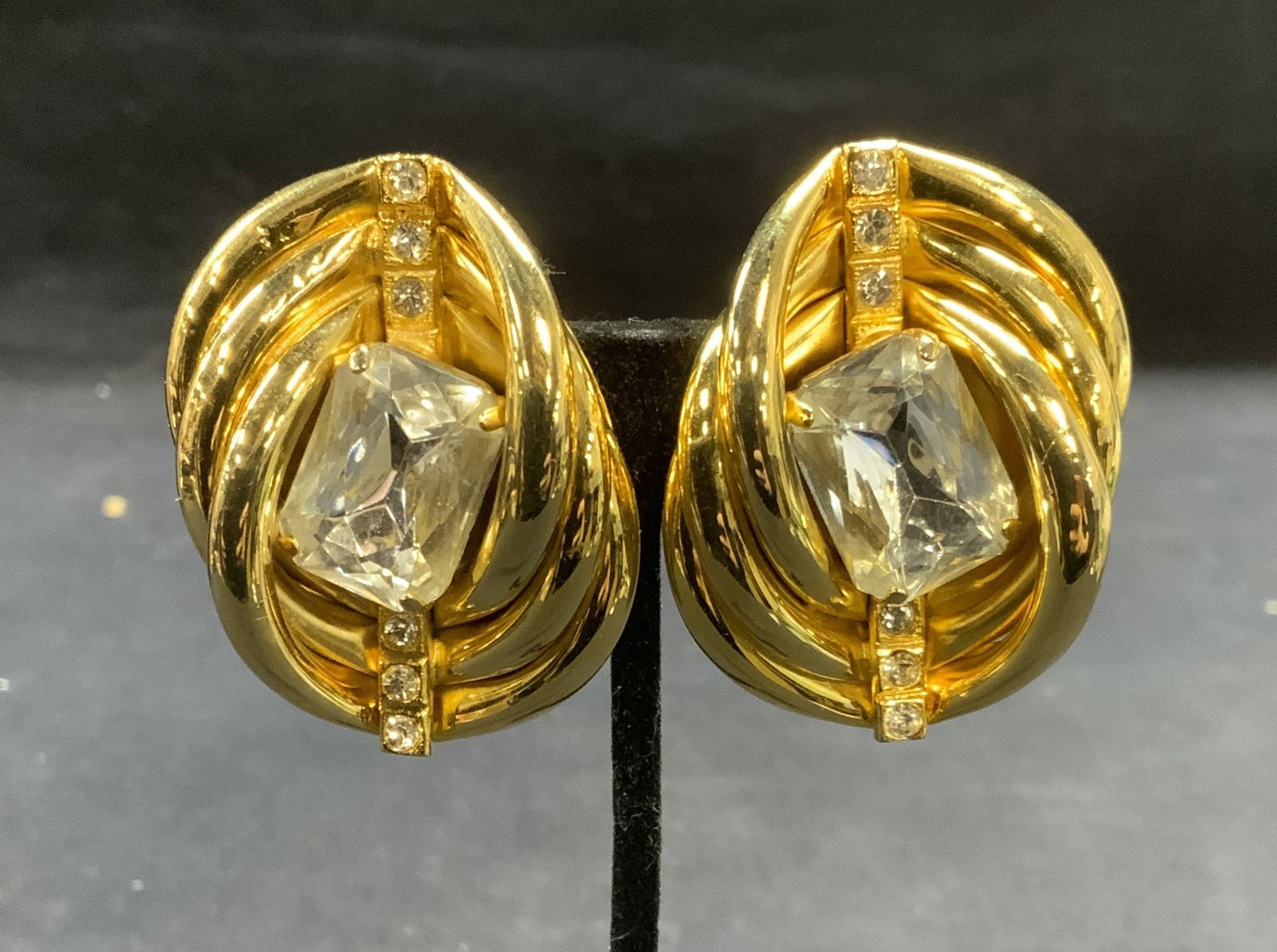 Laura BIAGIOTTI Style Gold Tn Crystal Earrings (1 of 6)