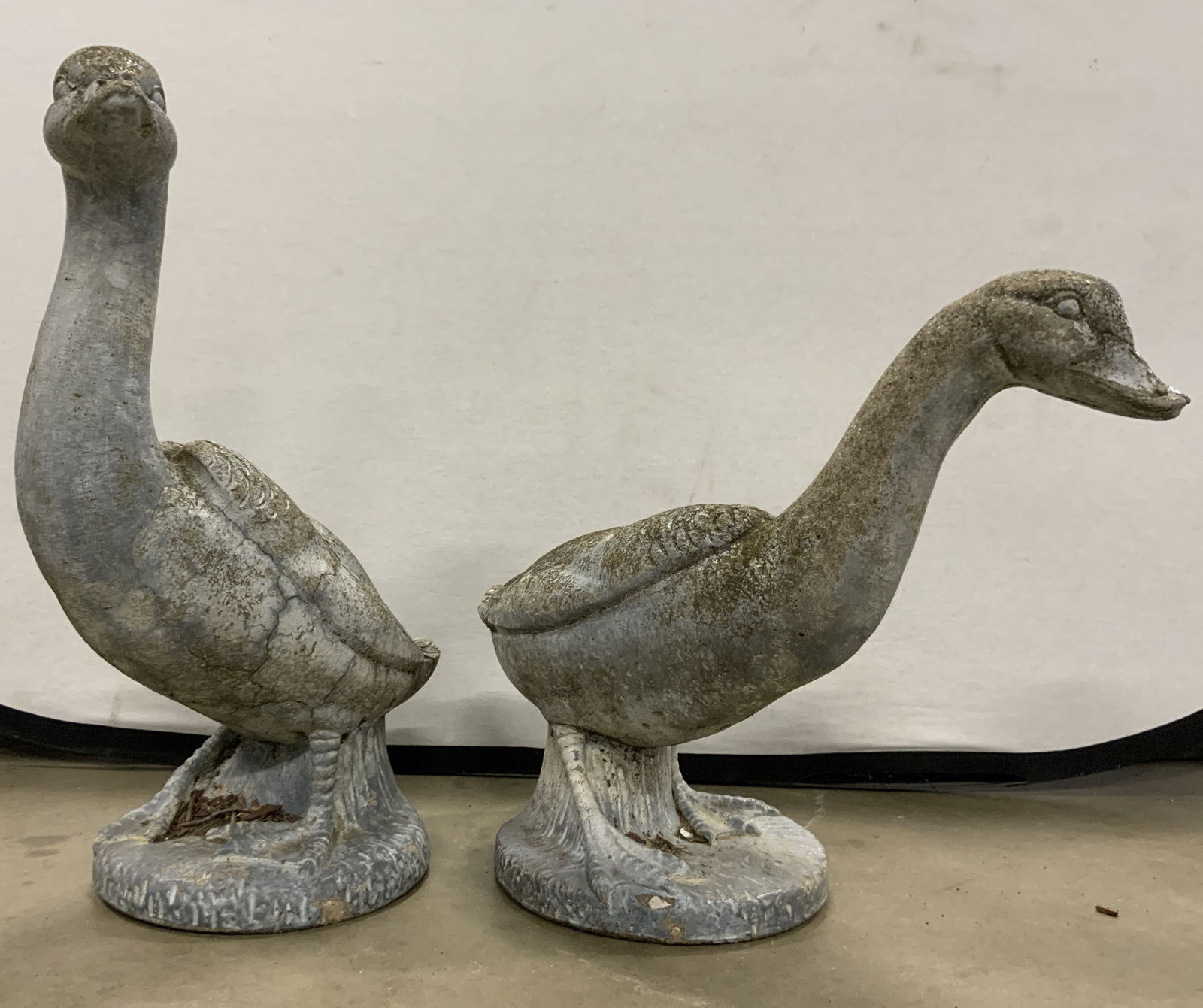 HENRI STUDIO INC 2 Vntg Cement Duck G Statuaries (1 of 10)