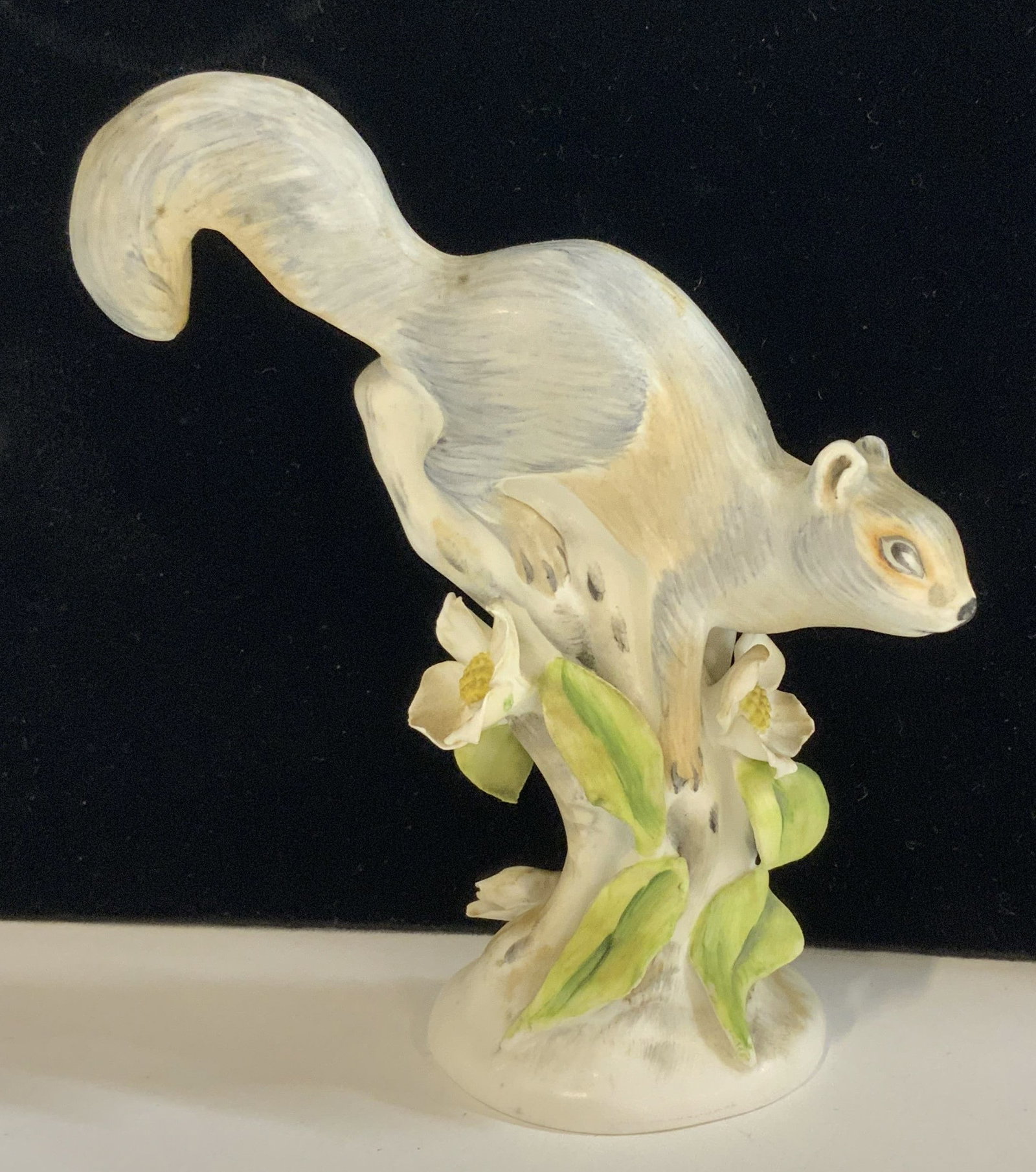 Birks Royal Adderly Bn China Squirrel Figural, Eng: Royal Adderly bone china squirrel figural, numbered edition ( illegible) with label Birks. Made in England. Measures 5 in ht x 4.5 in wide. Decorative arts, bone china squirrel figural, Royal Adderly 