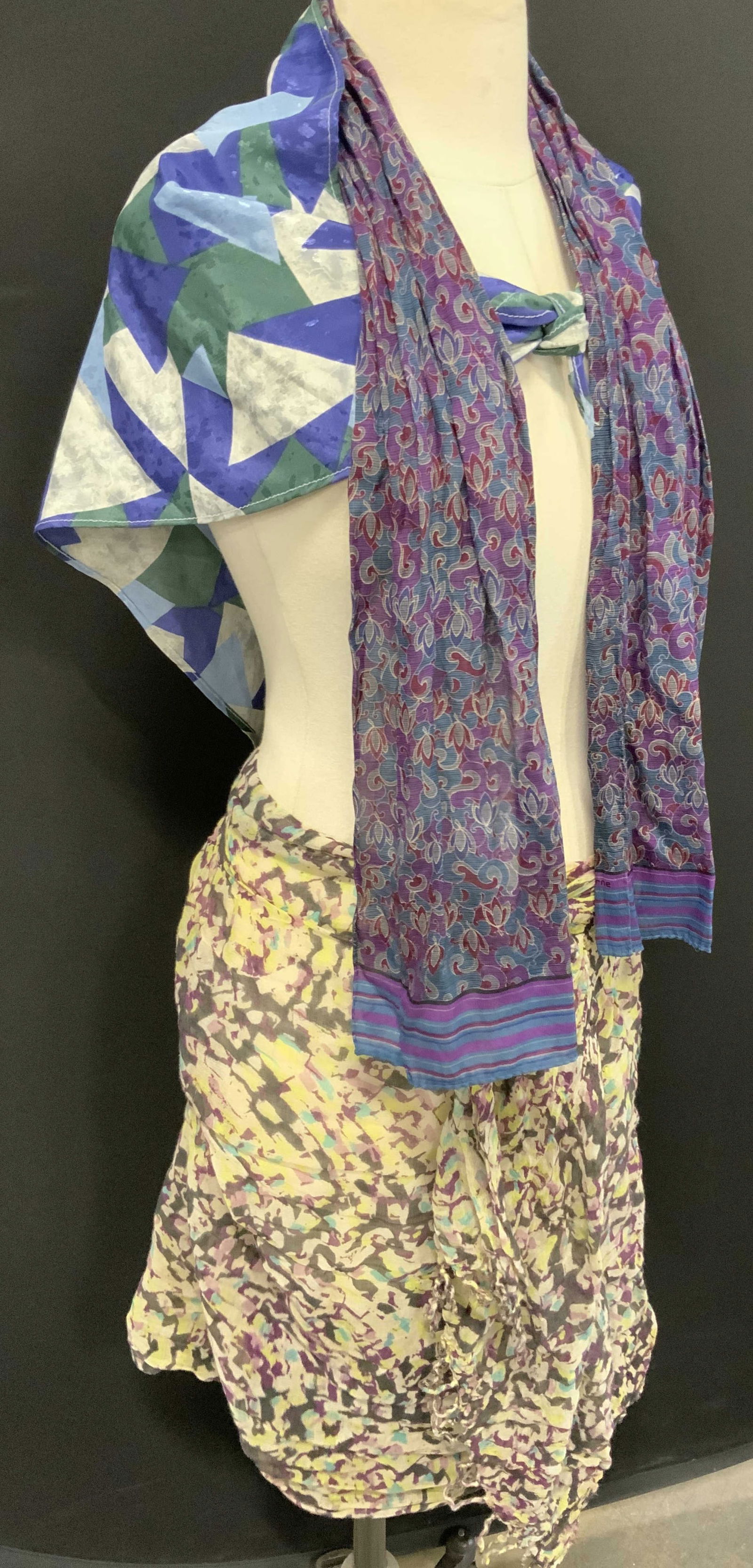 Lot 3 Liz Claiborn Silk Scarf, Geometric Scarves (1 of 9)