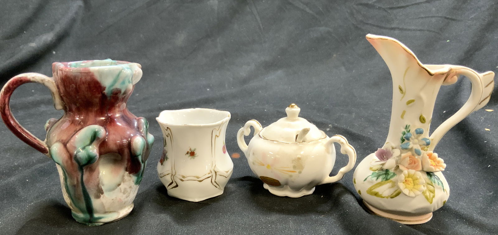 Lot 4 Assorted Porcelain & Ceramic Vessels (1 of 6)