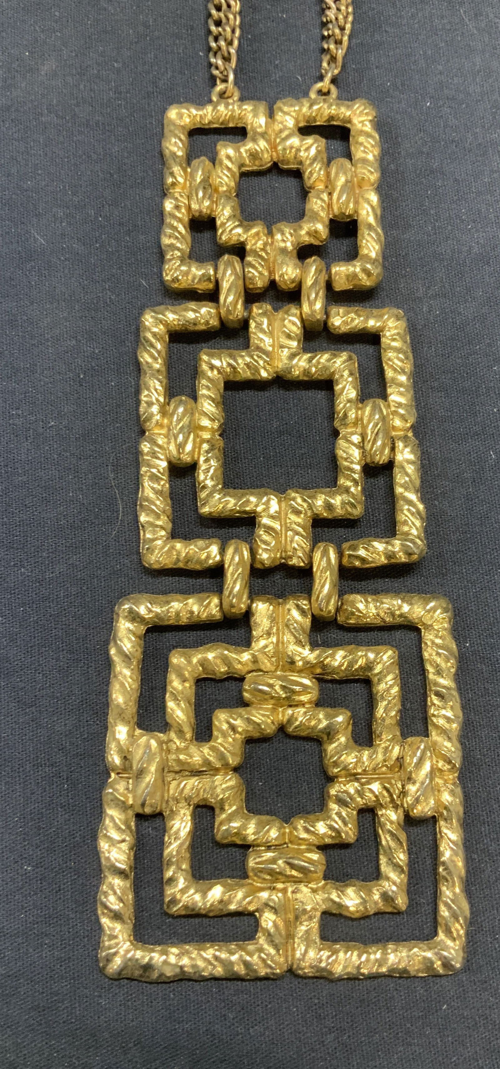 Vintage Gold Tone Pendant Statement Necklace (1 of 6)