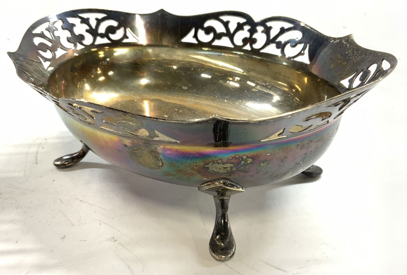 EPNS Footed Pierced Bon Bon Dish ENGLAND (1 of 8)