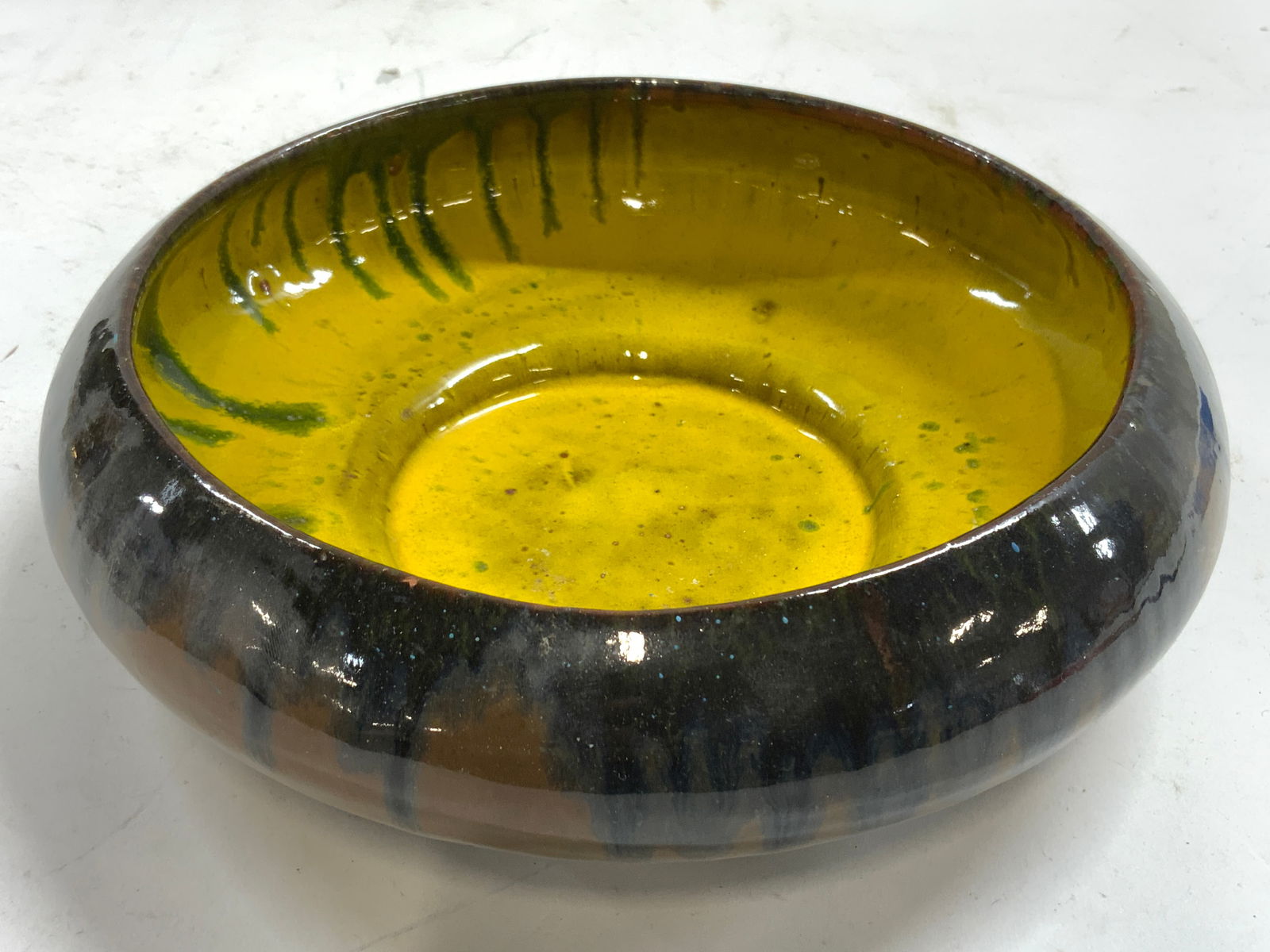 CERAMICA TRINIDAD Hand Crafted Ceramic Bowl Vessel (1 of 6)
