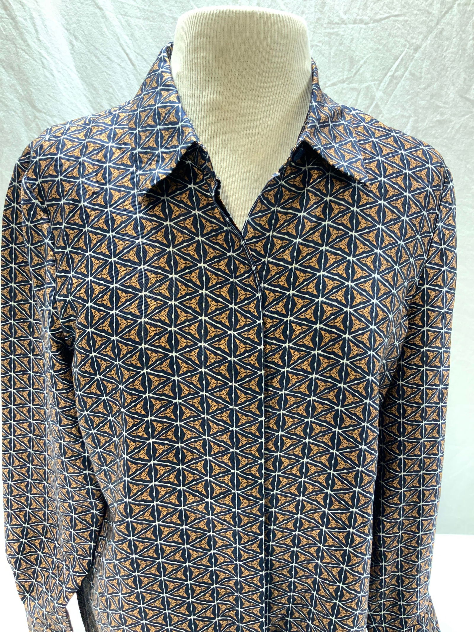 Lafayette 148 Silk Geometric Button Up (1 of 9)