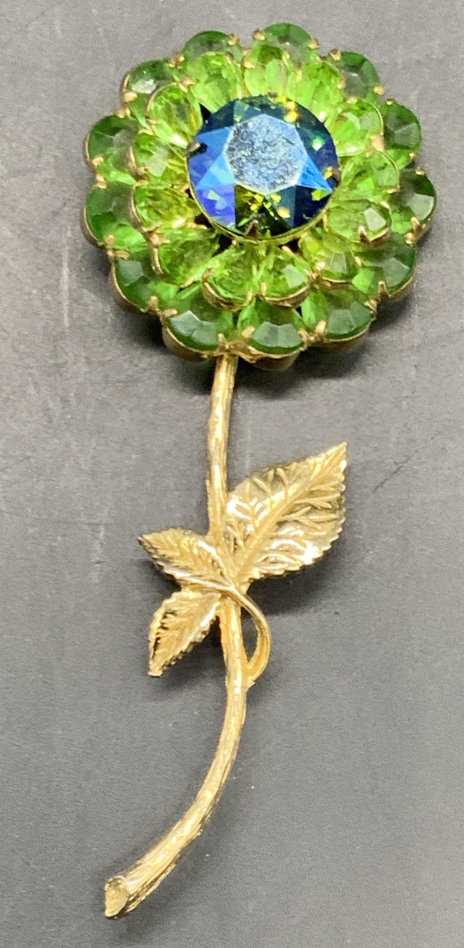 Vntg Green & Blue Bejeweled Crystal Floral Brooch (1 of 10)