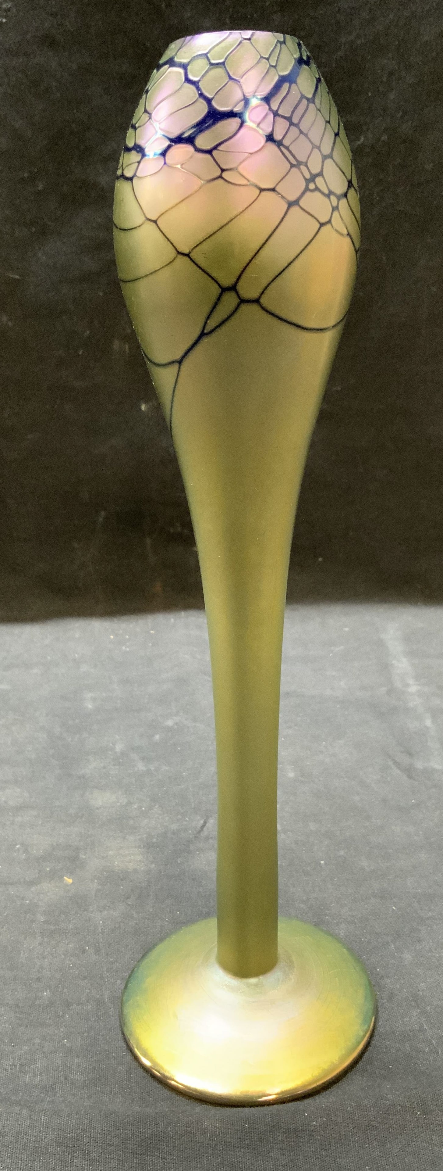 STEVEN MASLACH Signed Vntg Iridescent Art Glass Vase (1 of 6)