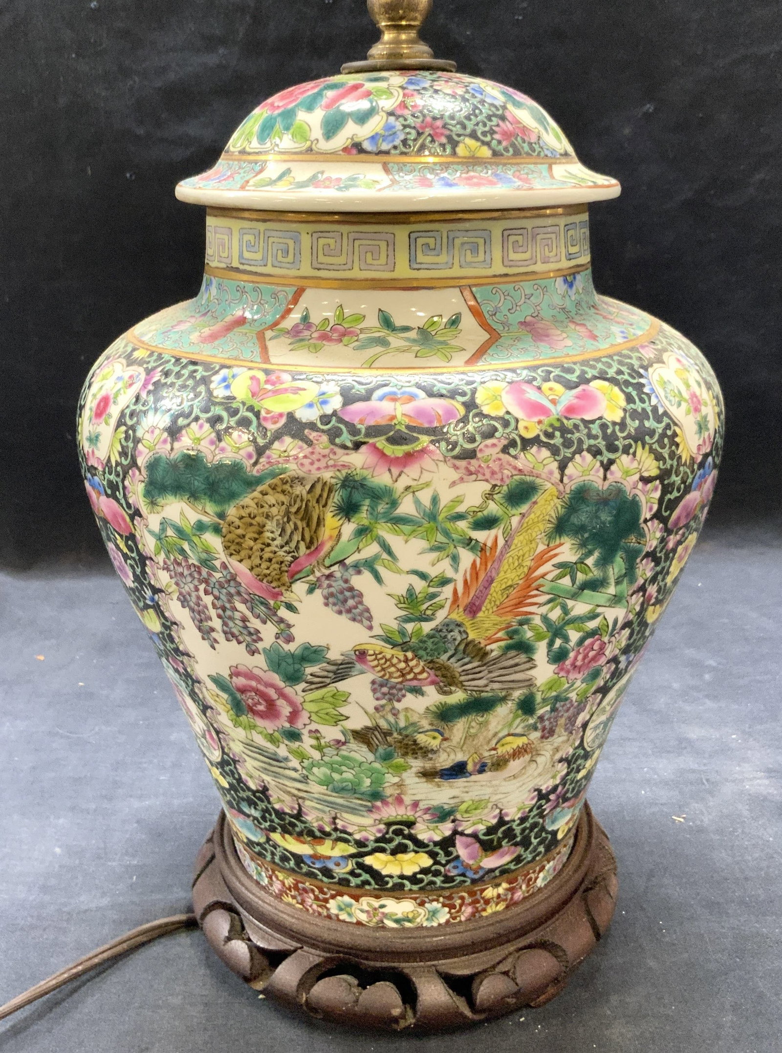 Vintage Hand Painted Asian Porcelain Lamp (1 of 8)