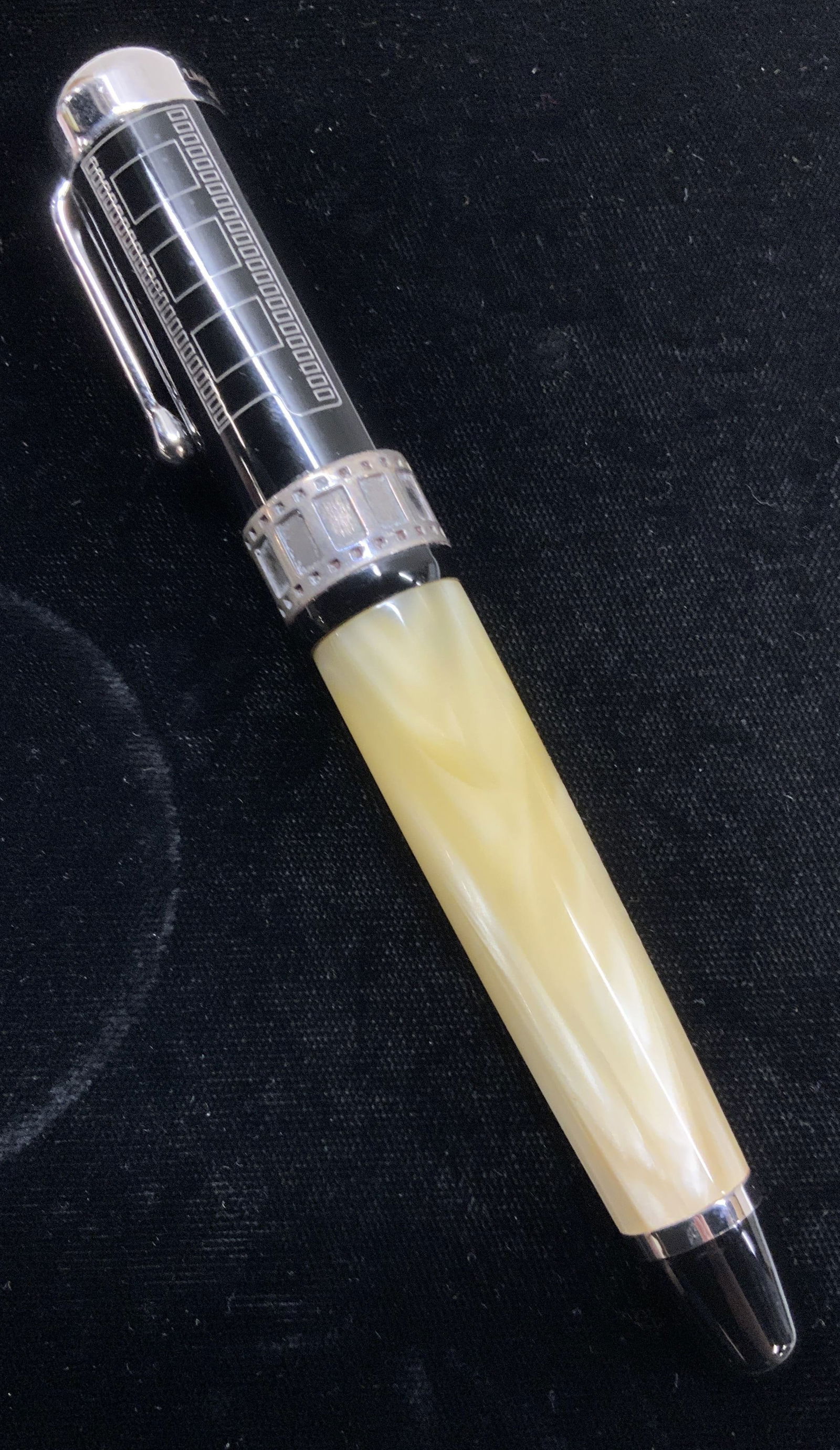 Federico Fellini Ltd Ed 18K Nib Fountain Pen ITALY (1 of 7)