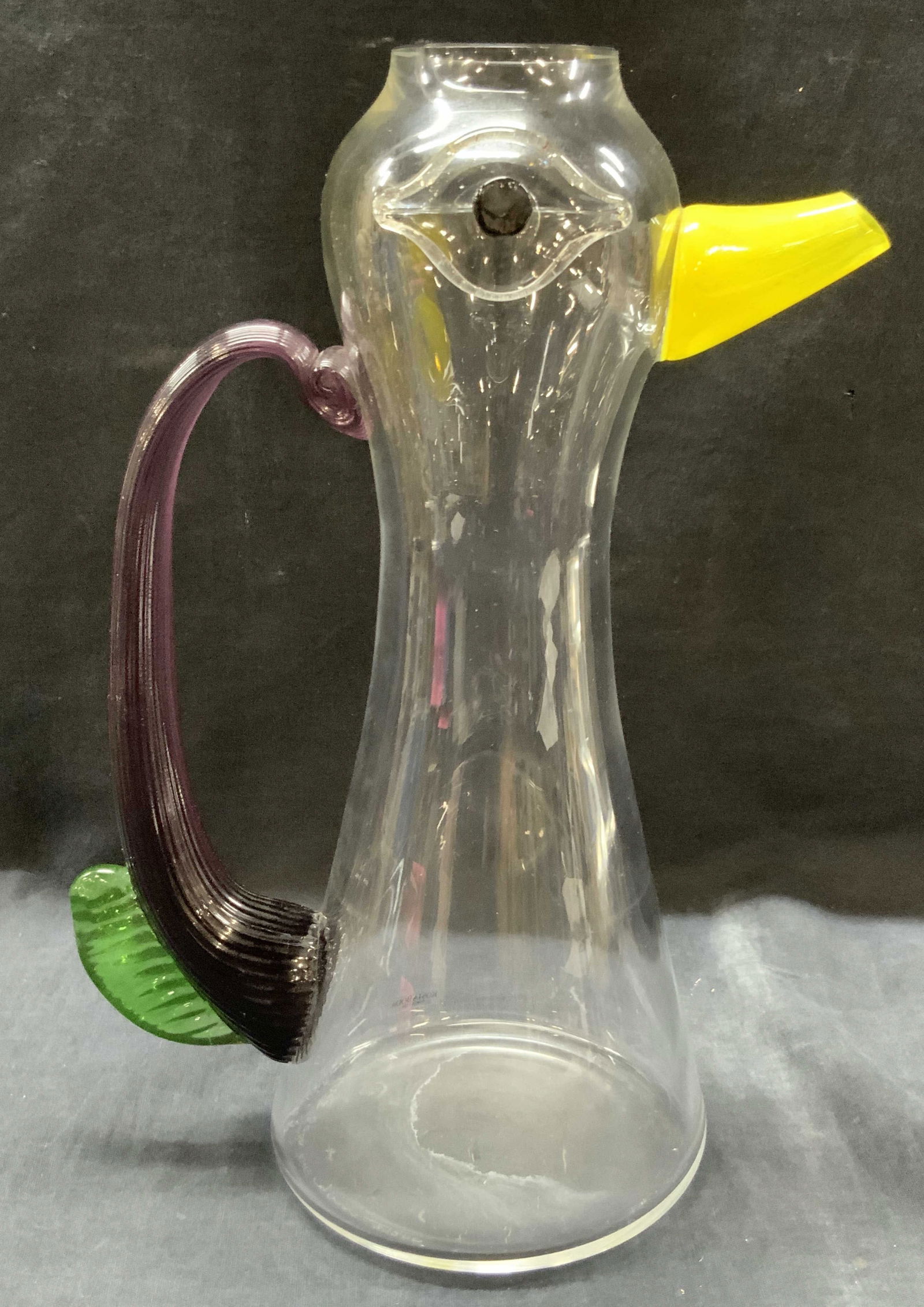 Kosta Boda Hand Blown Art Glass Duck Pitcher (1 of 10)