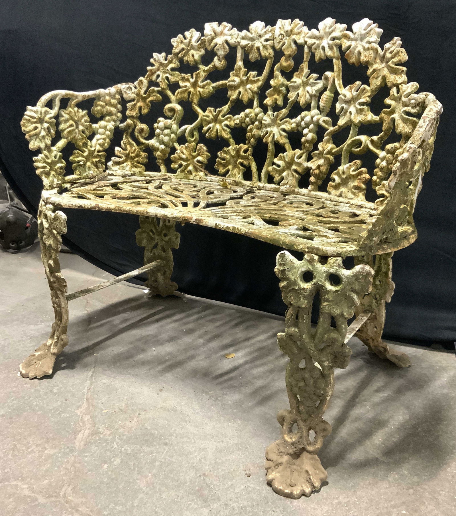 Antq Outdoor Victorian Cast Iron Bench (1 of 8)