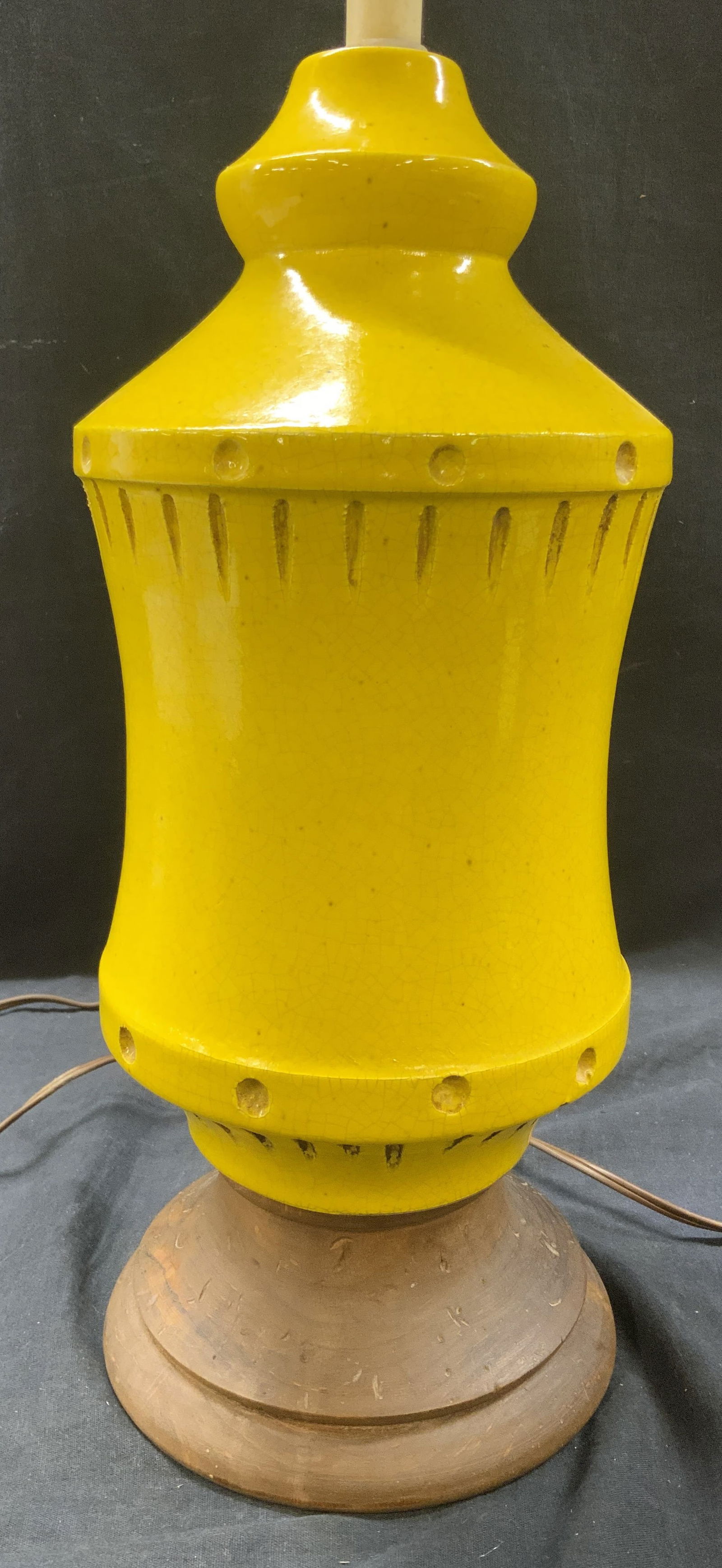Canary Yellow Vintage Mid-Century Ceramic Lamp (1 of 12)