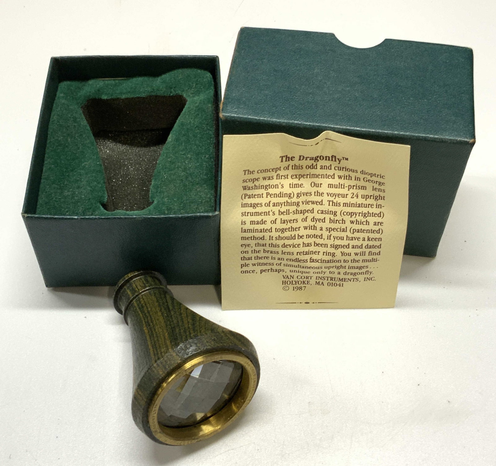 1987 THE DRAGONFLY Vintage Kaleidoscope, Boxed: A vintage 1987 Dragonfly kaleidoscope contained in its original green box. Comes with paperwork that details The Dragonfly and is dated 1987. Box measures approx. 2H x 2.75W x 3.25D in. The kaleidosco