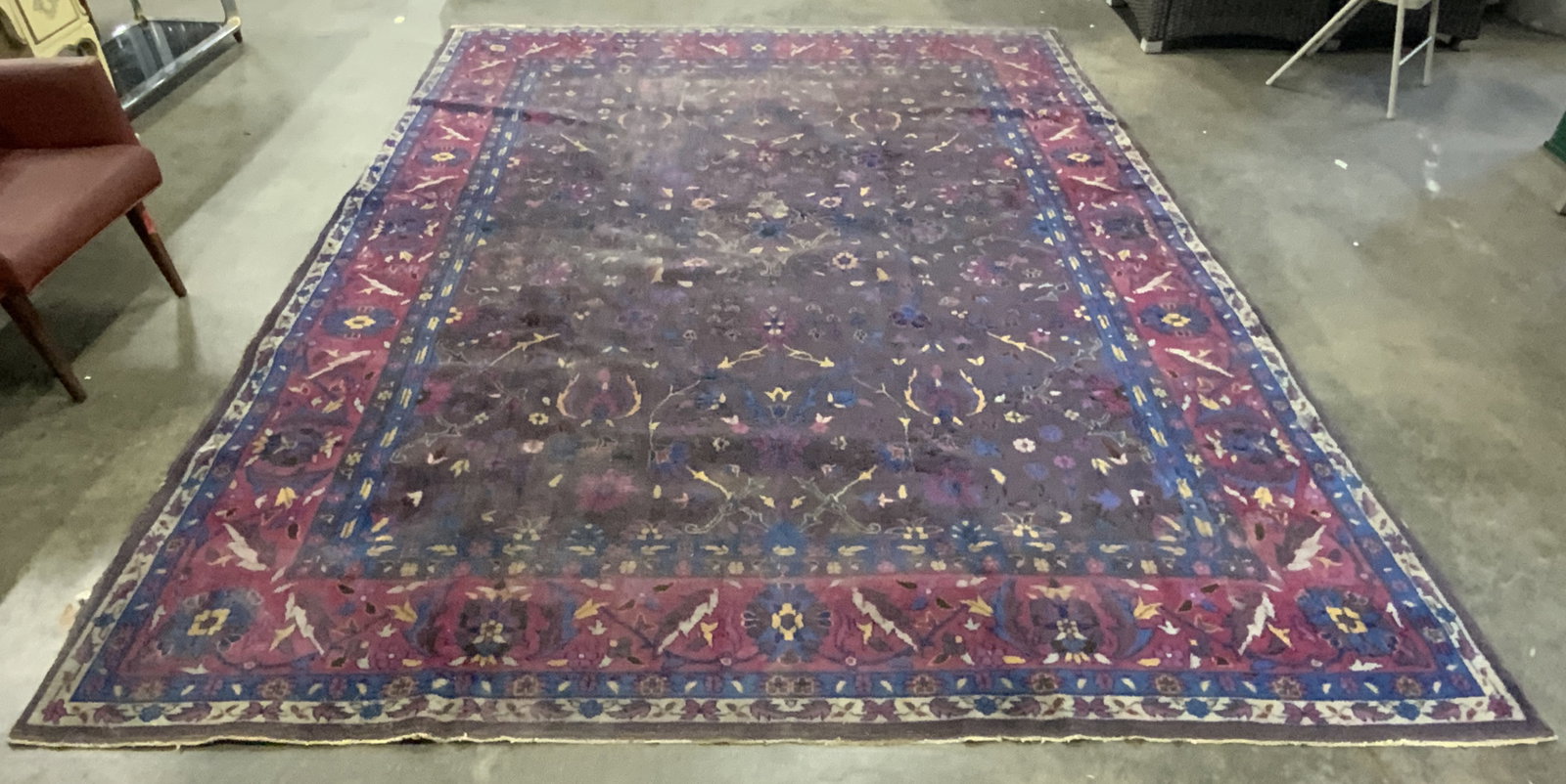 Vntg Handmade Room Sz Persian Wool Rug: Rug is handmade and wool. Piece has intricate multi toned floral motif detail. Rug is room sized. Piece appears to be Persian. Rug measures approximately 141 inches long 106 inches wide. Rug, handmade