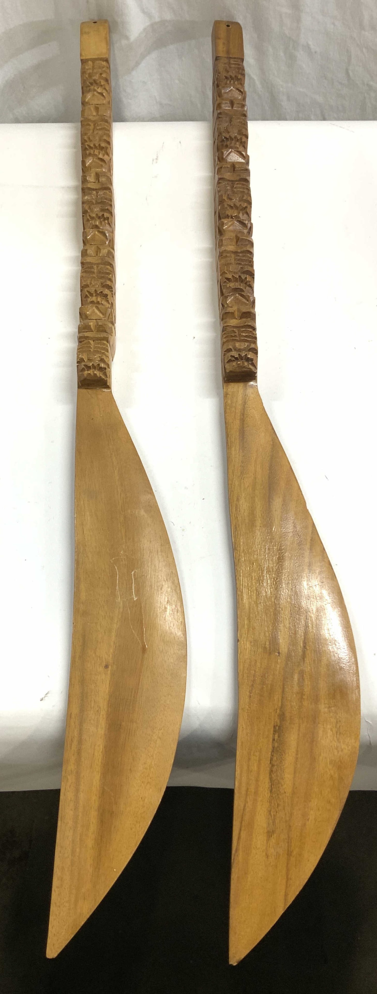 Pr Carved Wooden Tribal Weapon Wall Hangings (1 of 8)