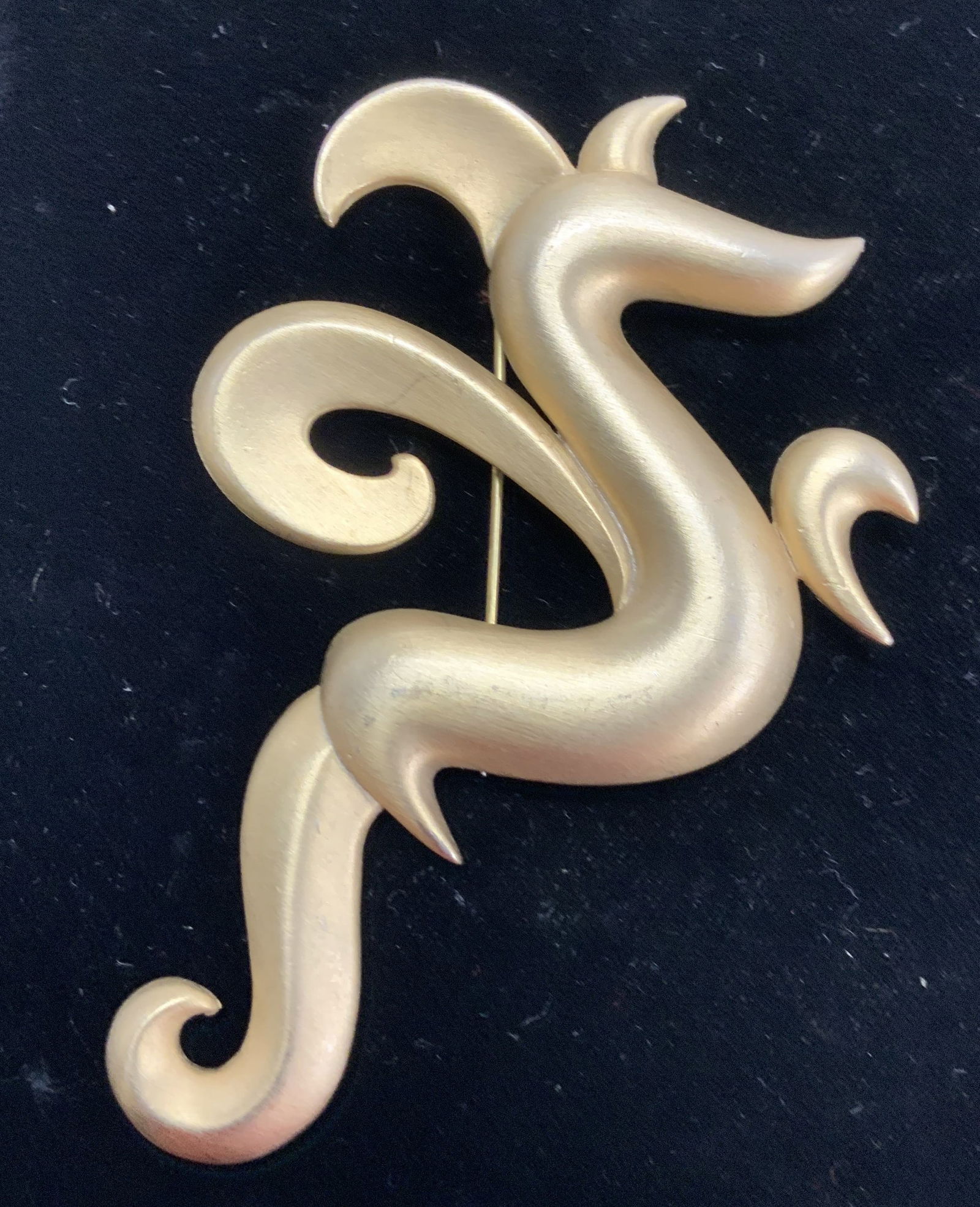 JJ Medieval Dragon Brushed Gold Tn Metal Brooch (1 of 7)