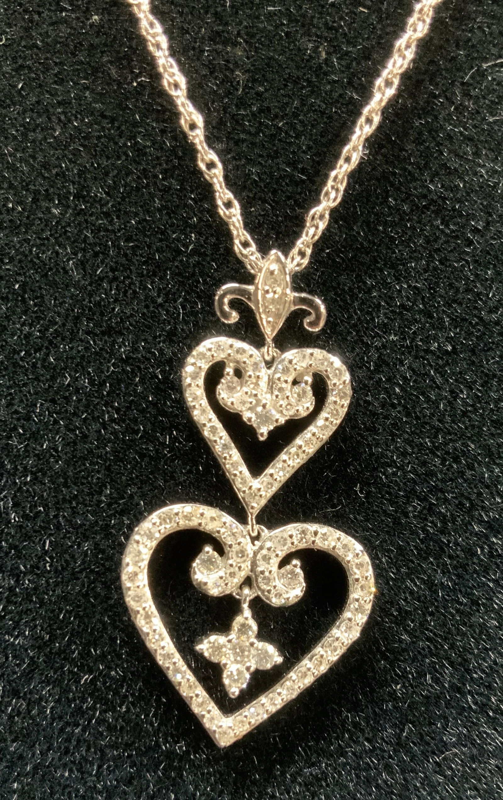 AJ 14K White Gold & Diamond Heart Necklace (1 of 6)