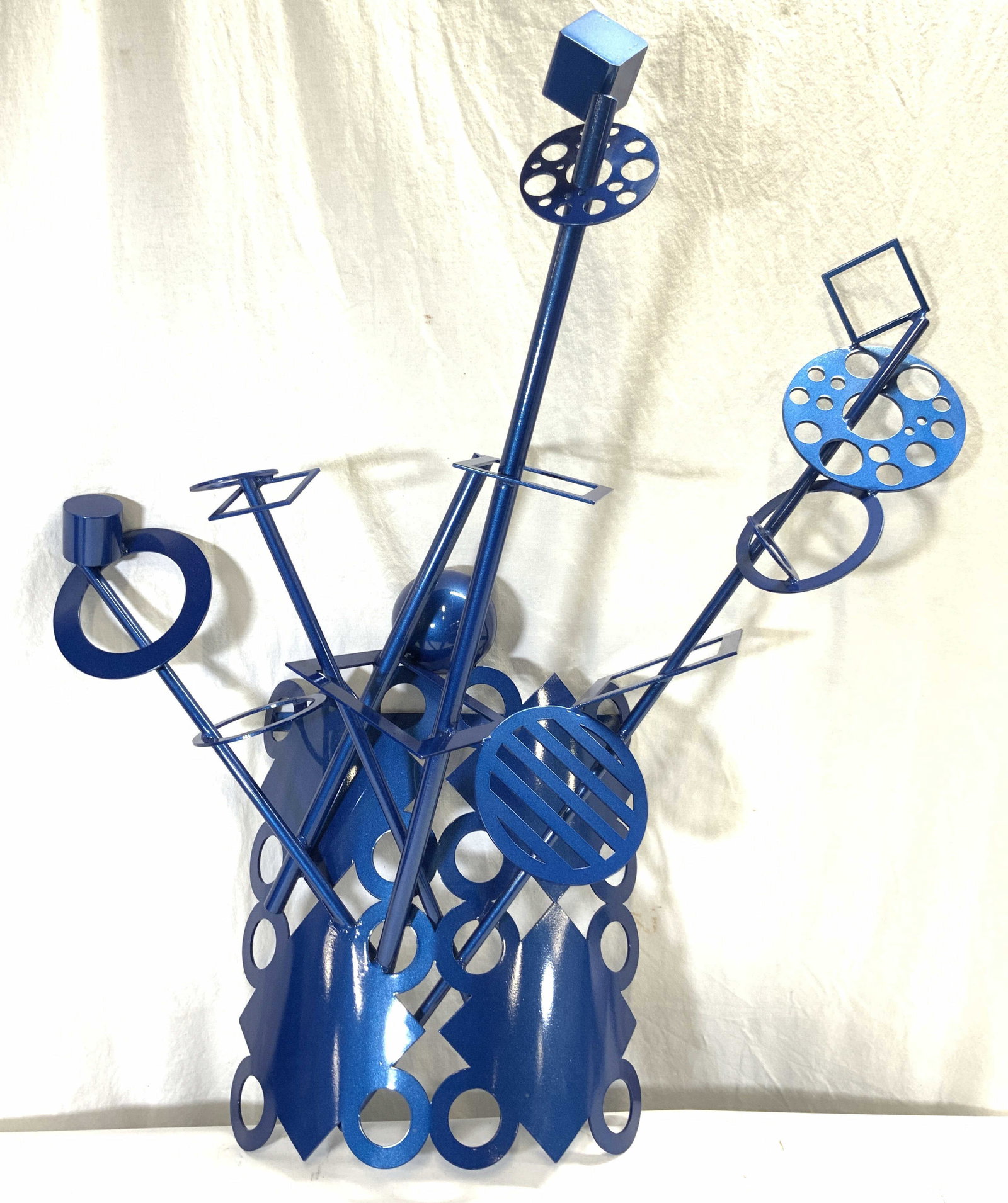 CHERYL FARBER SMITH Steel Geometric Metalwork Sclp: Sculpture signed CFS (Cheryl Farber Smith). Sculpture is blue toned and steel. Structure finished in car paint. Piece has various geometric structures skillfully welded together. Sculpture dimensions 