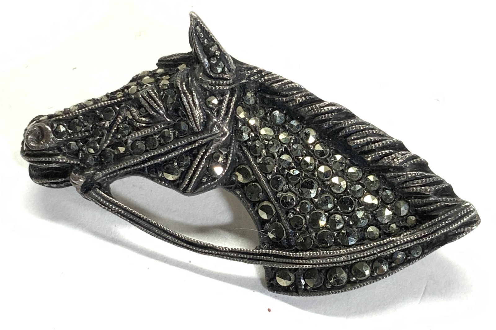 STERLING SILVER MARCASITE HORSE BROOCH (1 of 8)