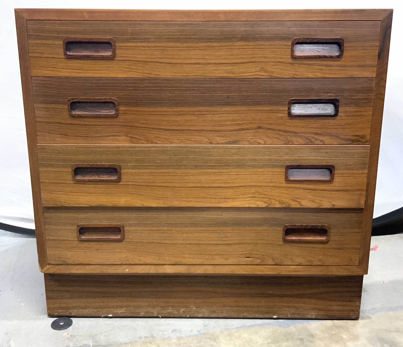 DANISH CONTROL Danish Modern Teak Veneer Chest MCM: Chest is trademarked DANISH CONTROL MADE IN DENMARK. Appears to be POUL HONDEVAD (no apparent markings) chest is brown toned & Wood veneer. Piece has 4 drawers each with dovetailing & 2 drawer pulls. 