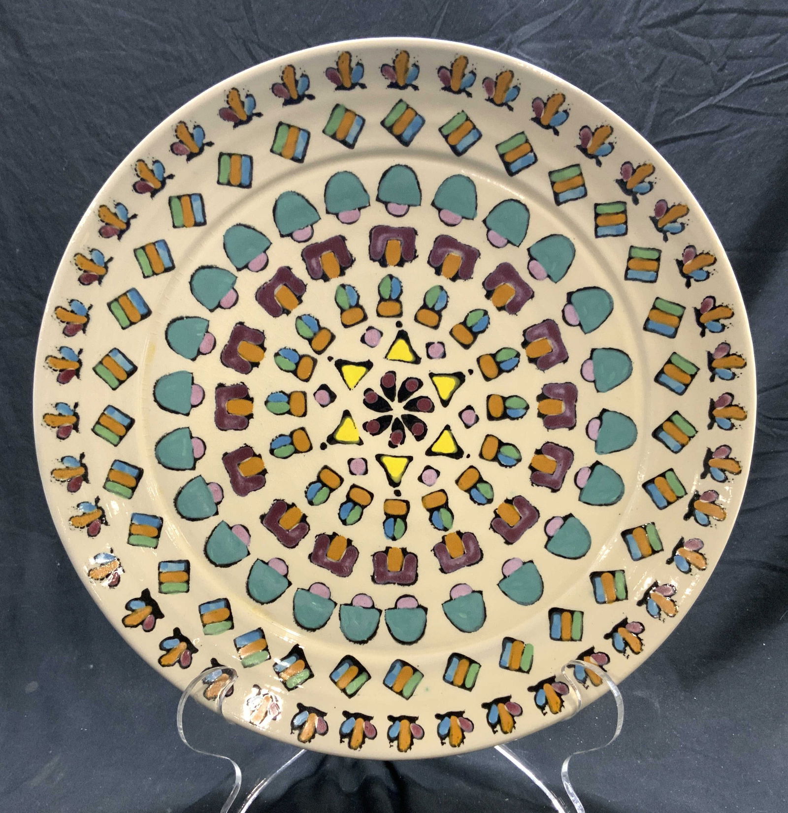 Hand Crafted Ceramic Wall Plate Wall Decor (1 of 8)