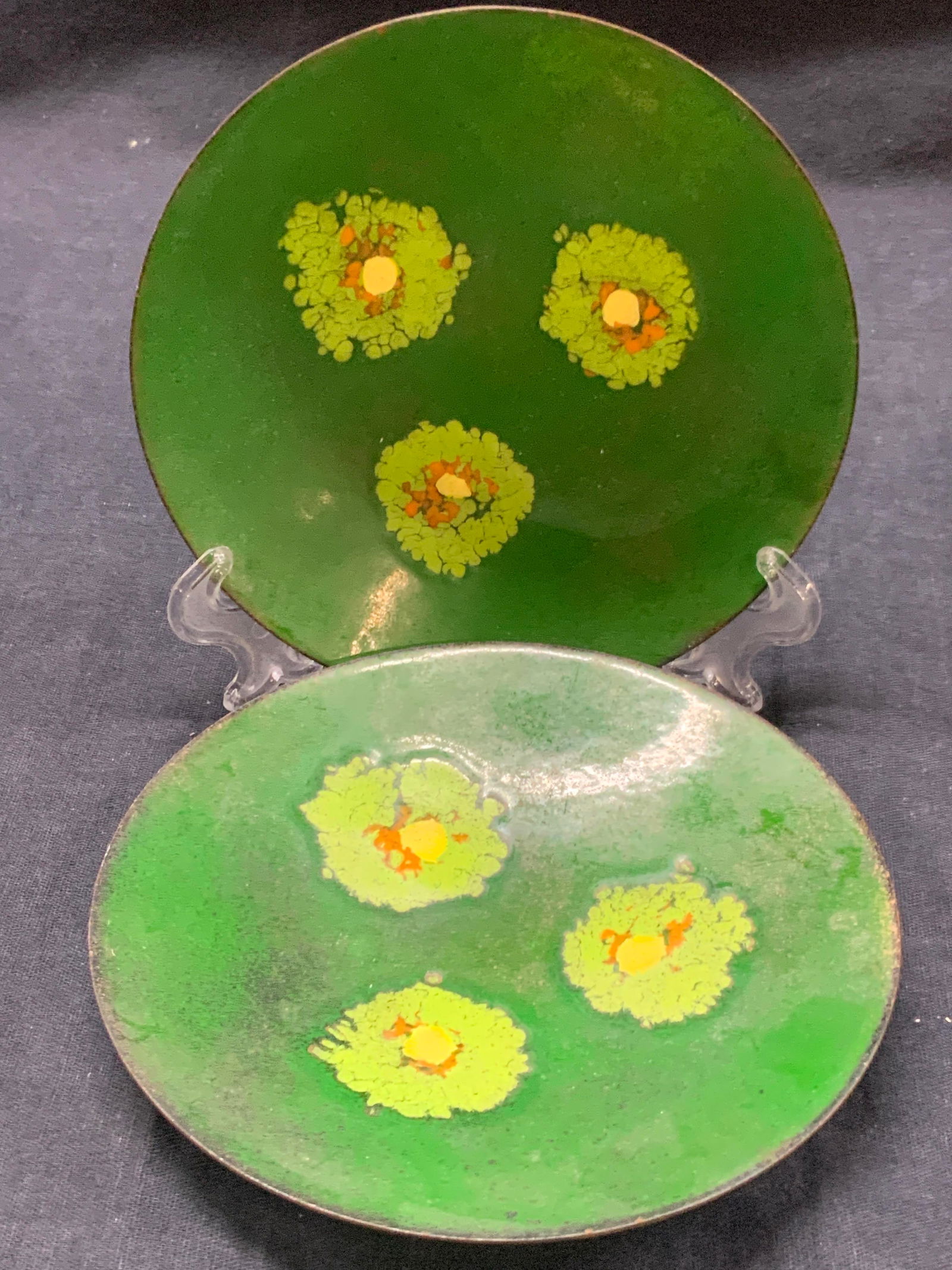 Set 2 Vntg Enamel Trinket Dishes (1 of 6)