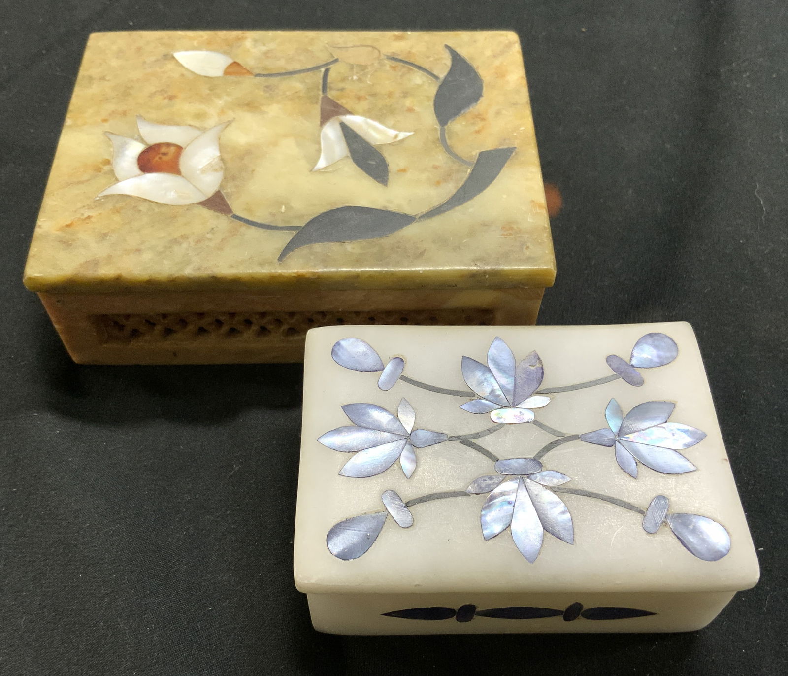 2 Lidded Stone Trinket Bxs W Mother Of Pearl (1 of 6)
