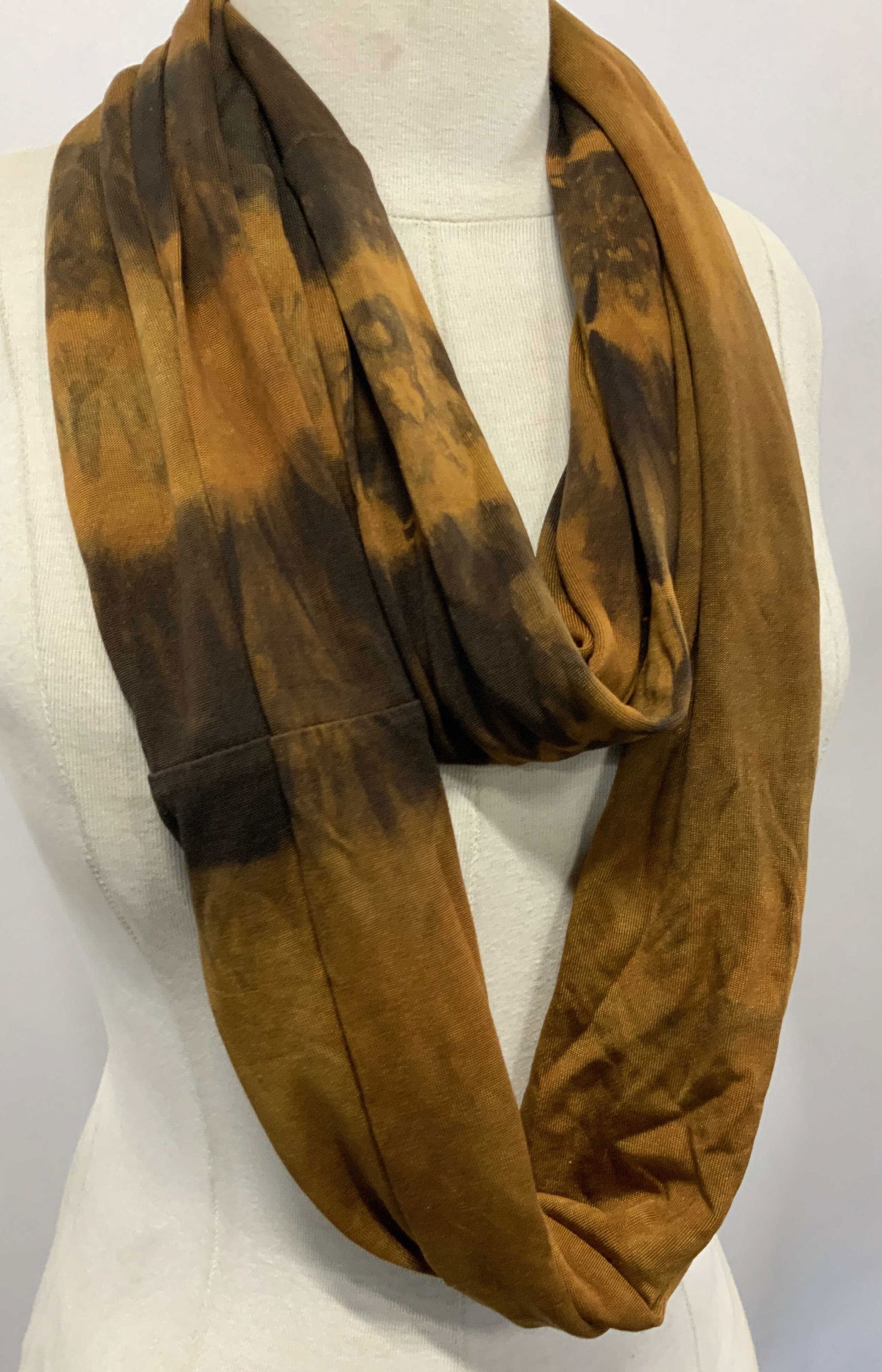 Amber Tn Material Blend Infinity Scarf (1 of 5)