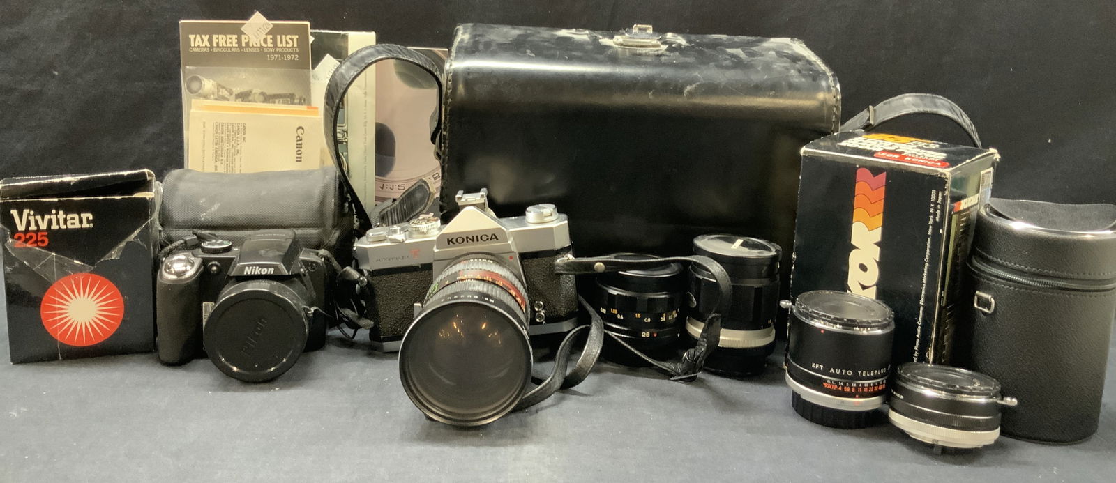 Lot 5+ Konica, Nikon Cameras and Accessories (1 of 14)