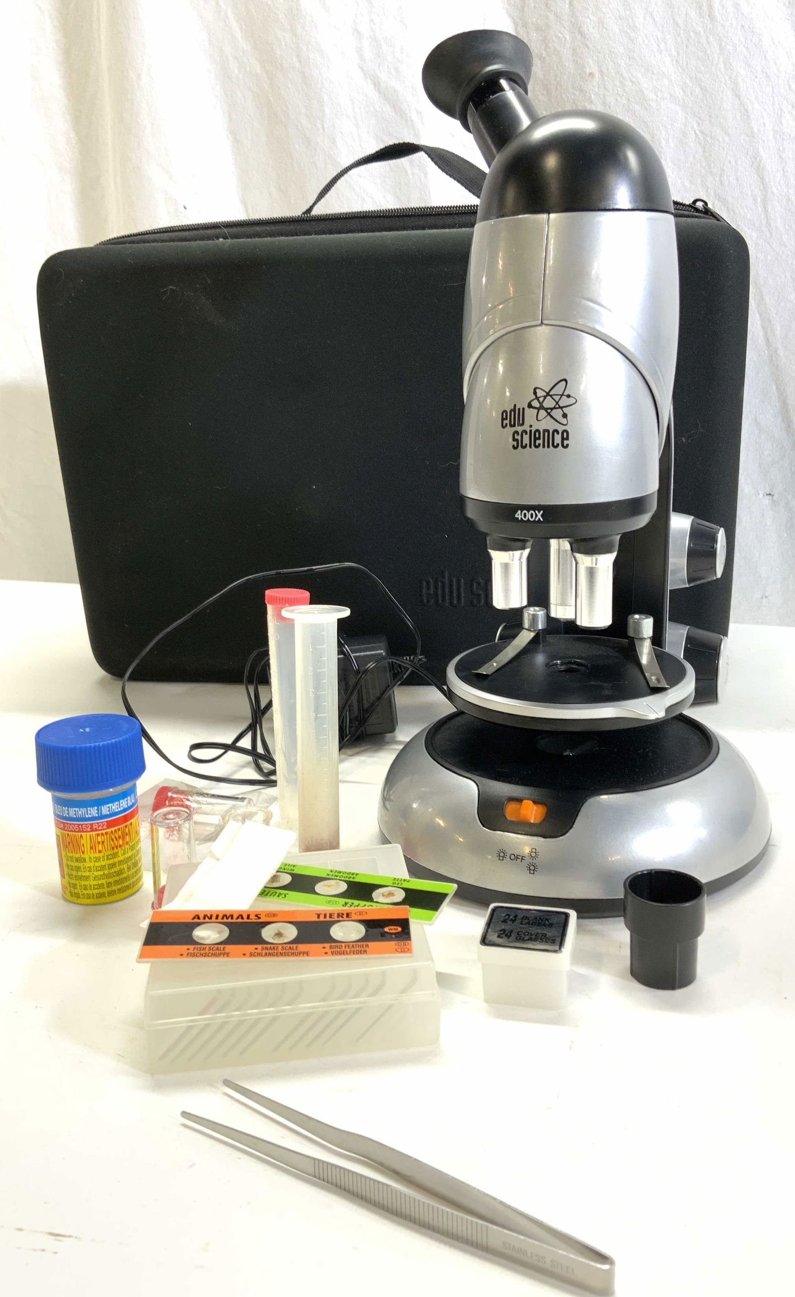 EDU SCIENCE 400x Microscope & Access in Carry Case (1 of 8)