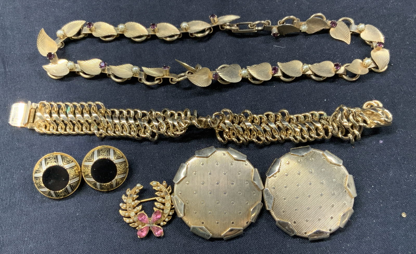 Lot 5 Gold Tn Jewelry Coro  & More (1 of 9)