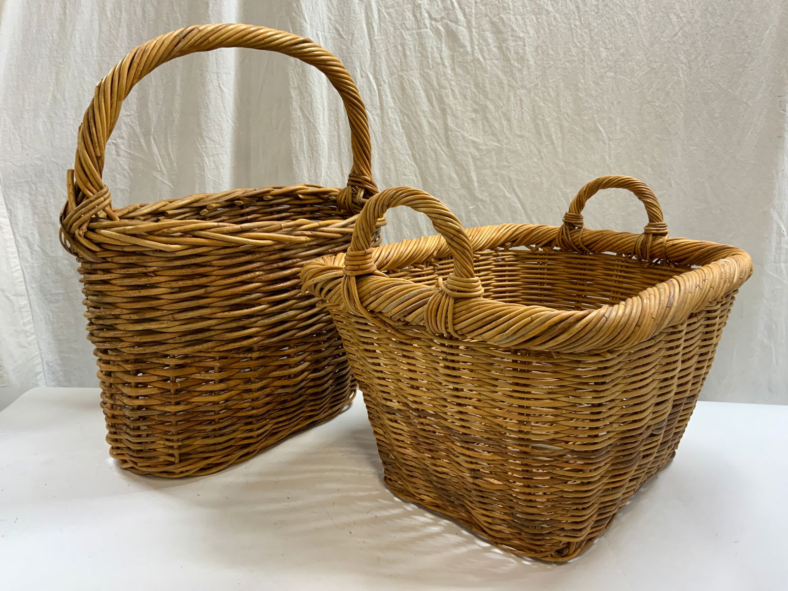 Lot 2 Vntg Woven Wicker Baskets W Handles (1 of 10)