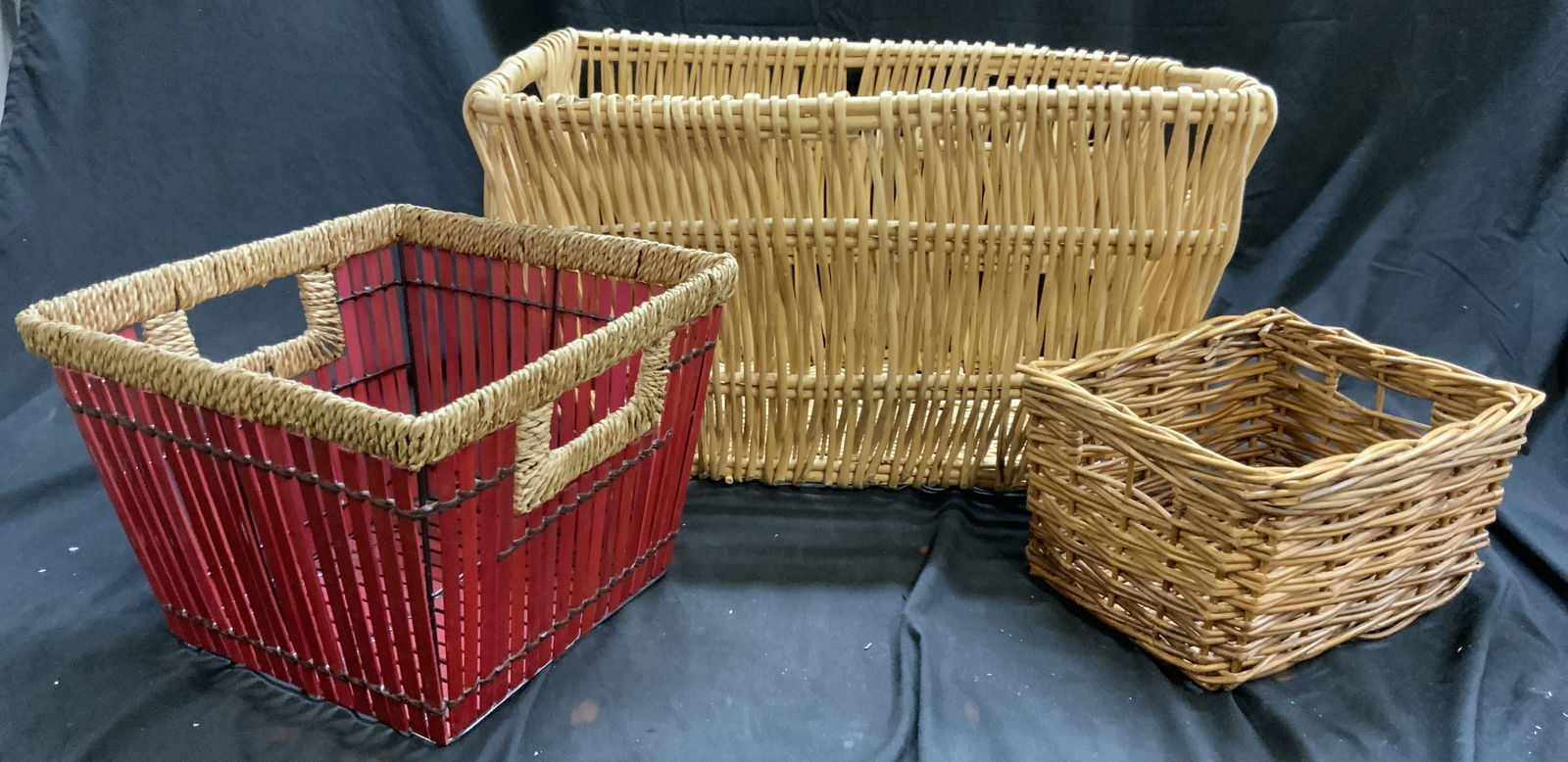 Lot 3 Assorted Gathering & Storage Basket (1 of 10)