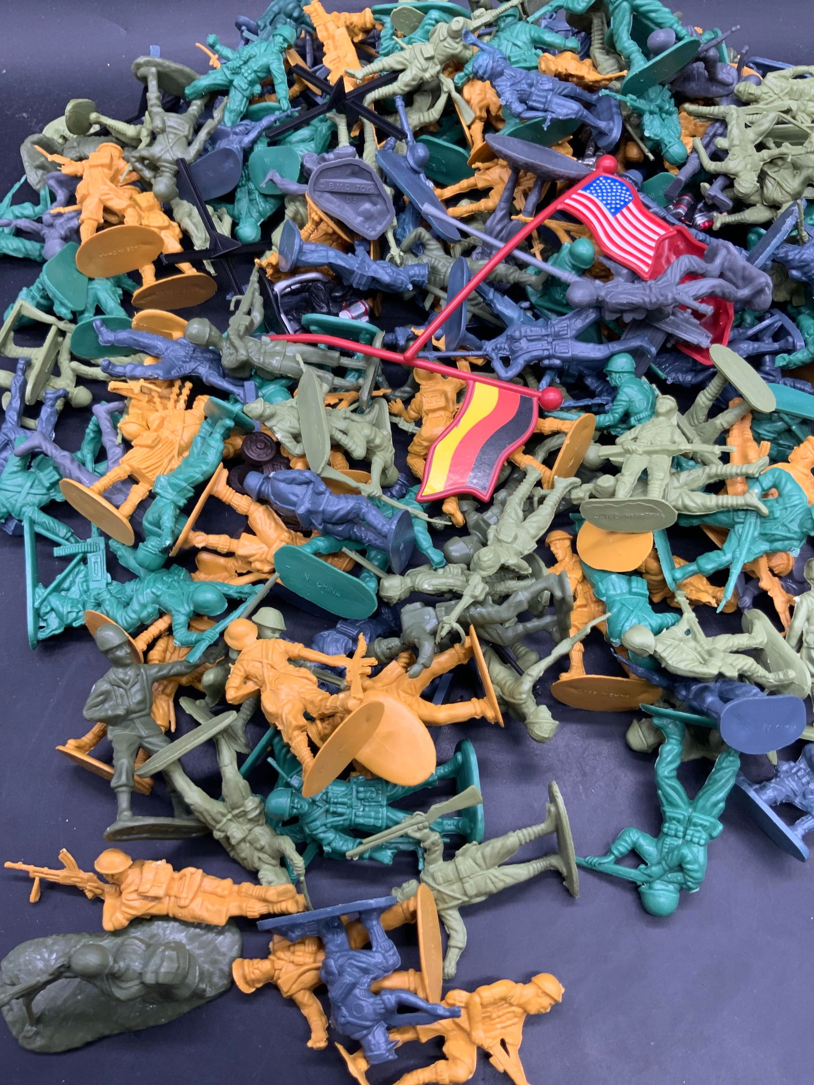 Group Lot 20+ Toy Army Soldiers, BMC TOYS + (1 of 7)