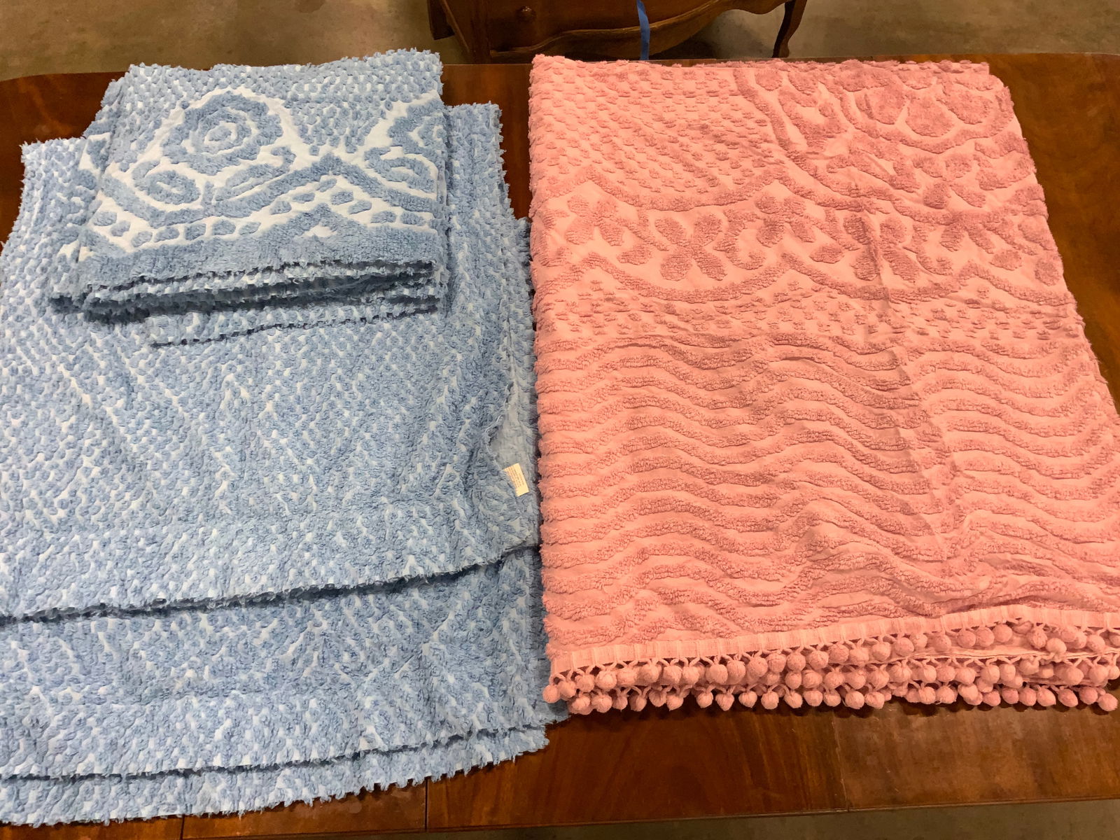 5 Mid Century Cotton Queen Coverlet + (1 of 11)