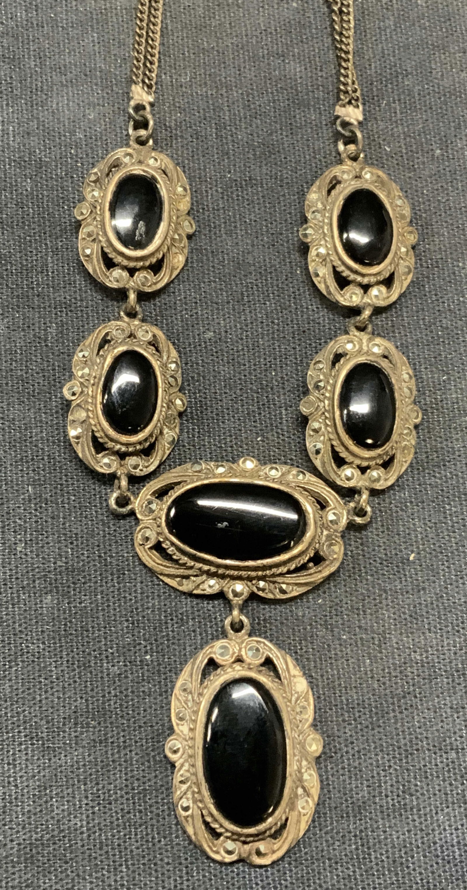 Vntg Sterling Silver Black Stone Pendant Necklace (1 of 6)