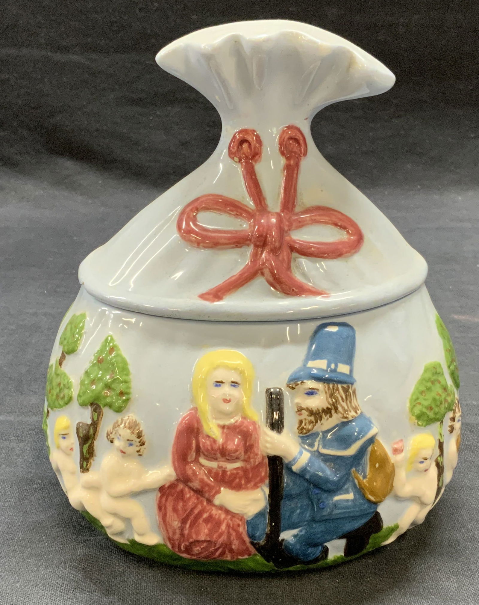 Vintage Ceramic Pilgrim Figural Jar (1 of 6)