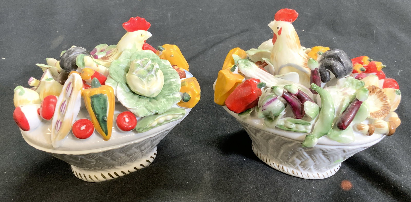 Pr Lidded Porc Vessels W Rooster & Vegetable Lid (1 of 9)