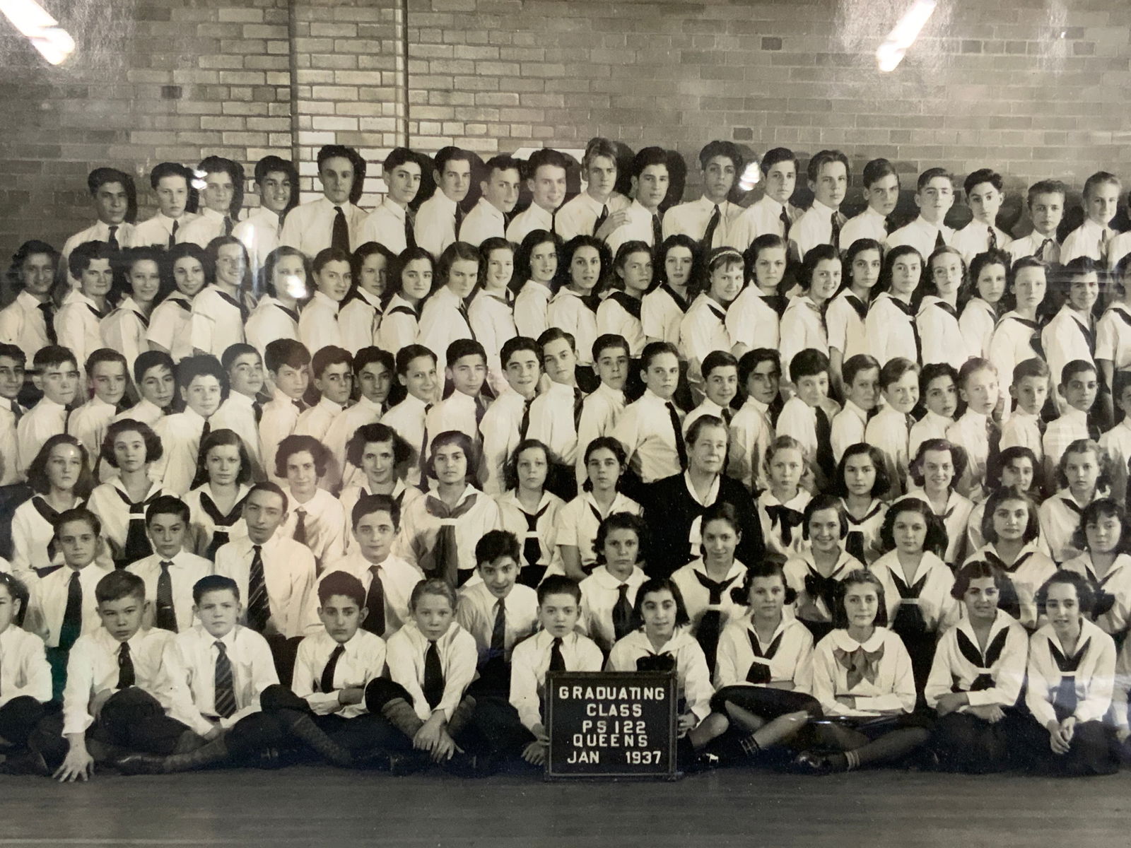 1937 Queens Graduating School Class Photo (1 of 7)
