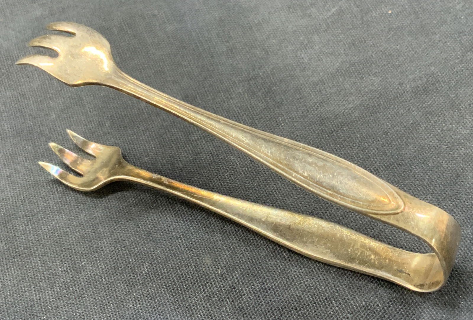 Vntg Oneida Silver Plate Claw Tongs (1 of 5)