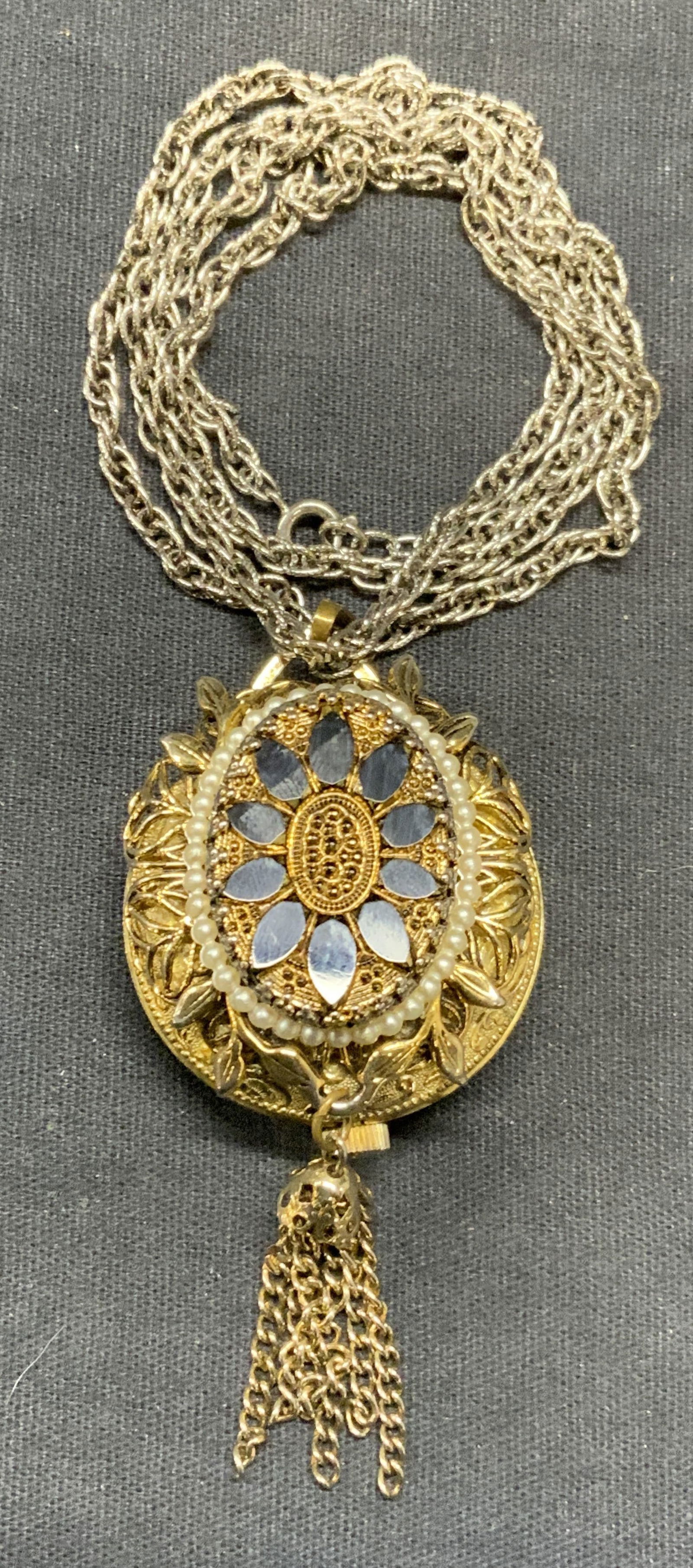 Vintage Woldman Gold Tn Swiss Watch Necklace (1 of 10)