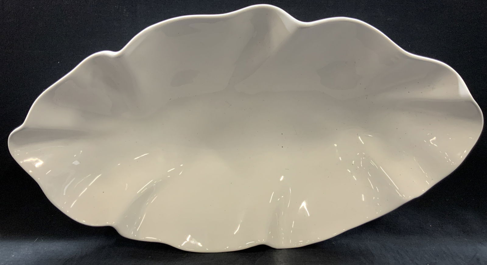 Ceriart Ruffled Ceramic Centerpiece Platter Portug (1 of 7)