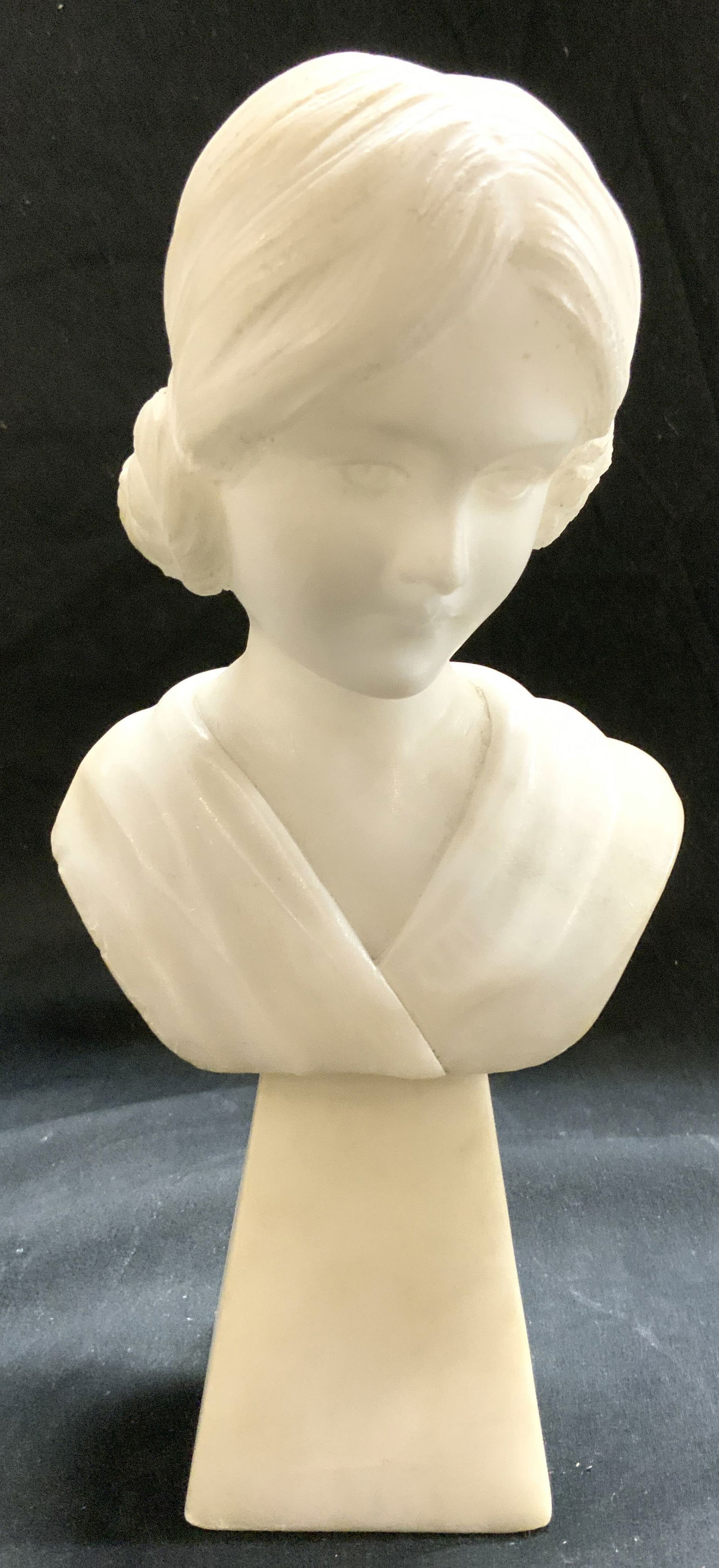 Italian Florentine Alabaster Female Figure Bust (1 of 8)