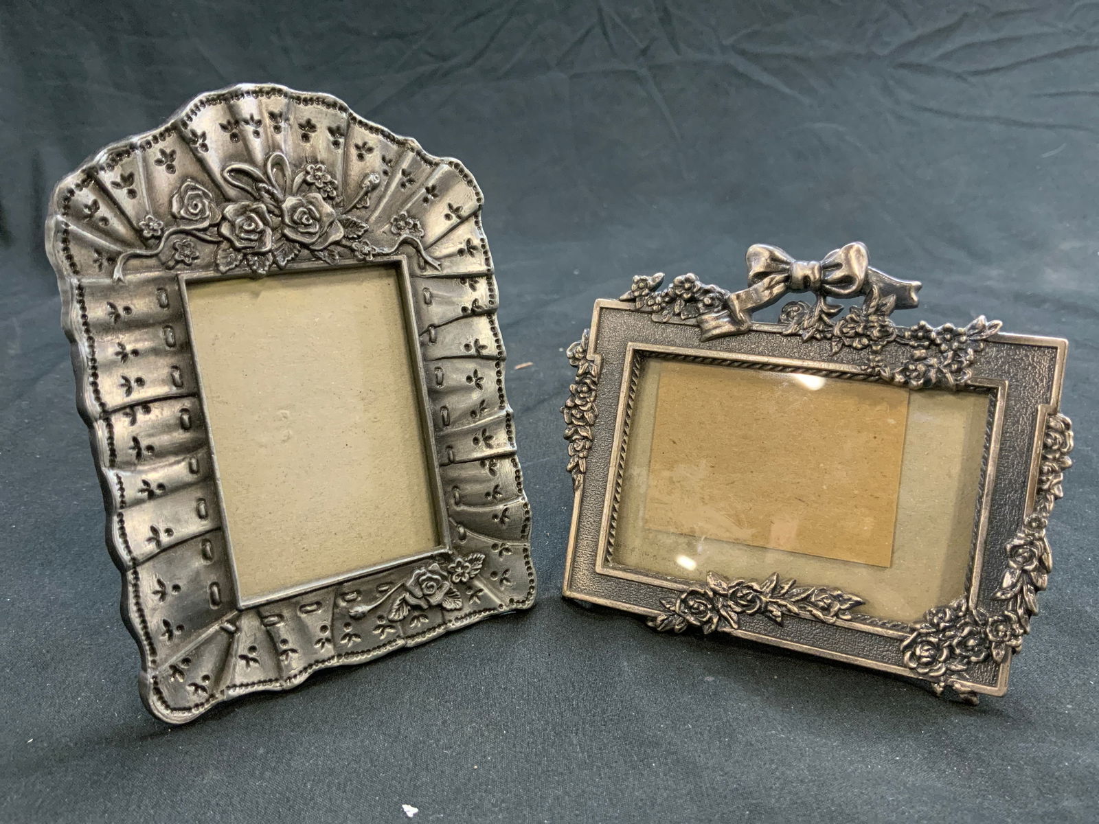 Lot 2 Pewter Picture Frames (1 of 6)