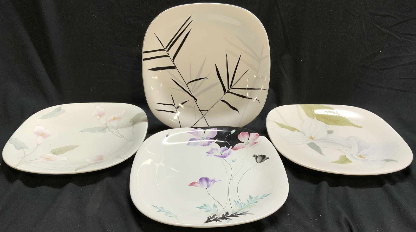 Lot 4 MIKASA TEMPO EIGHTY Porcelain Plates (1 of 6)