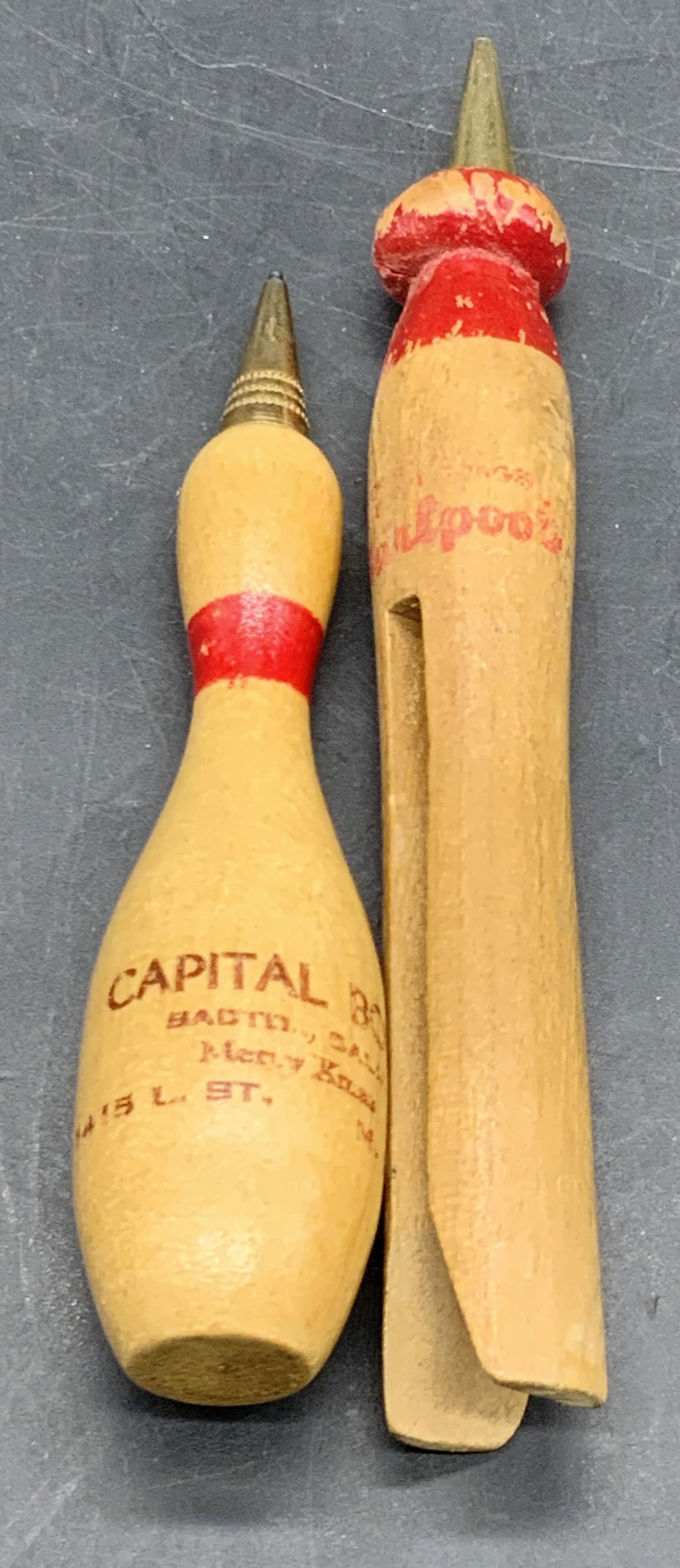 Lot 2 Vintage Bowling Pin & Clothespin Pencils (1 of 8)