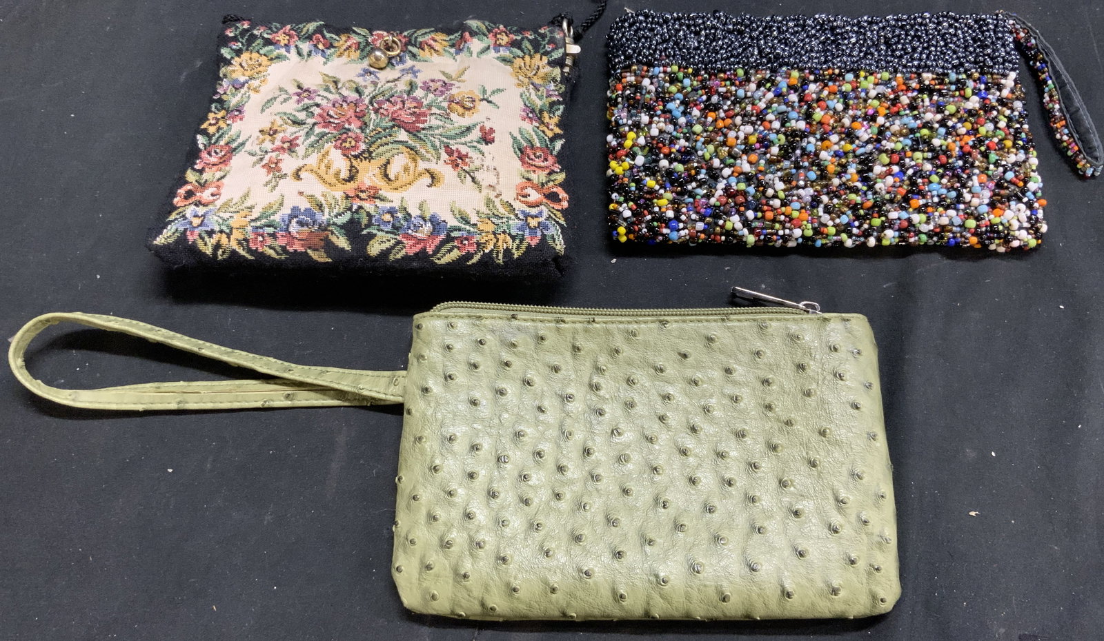 Lot 3 Assorted Womens Clutches (1 of 9)